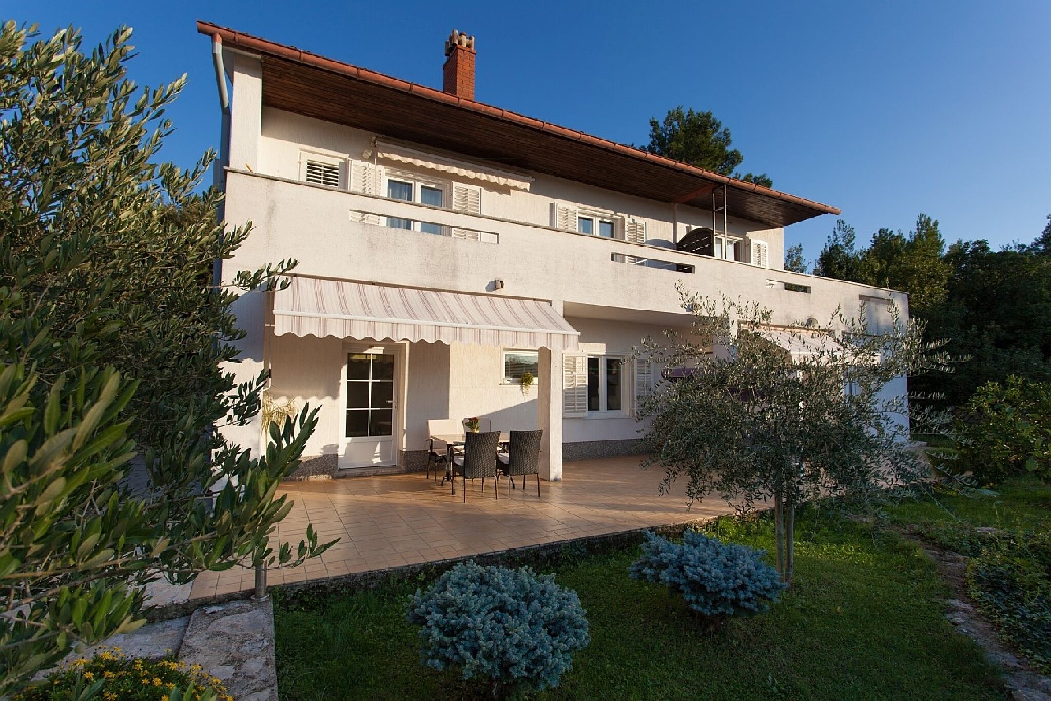 Apartments Jadranka 93993-A1