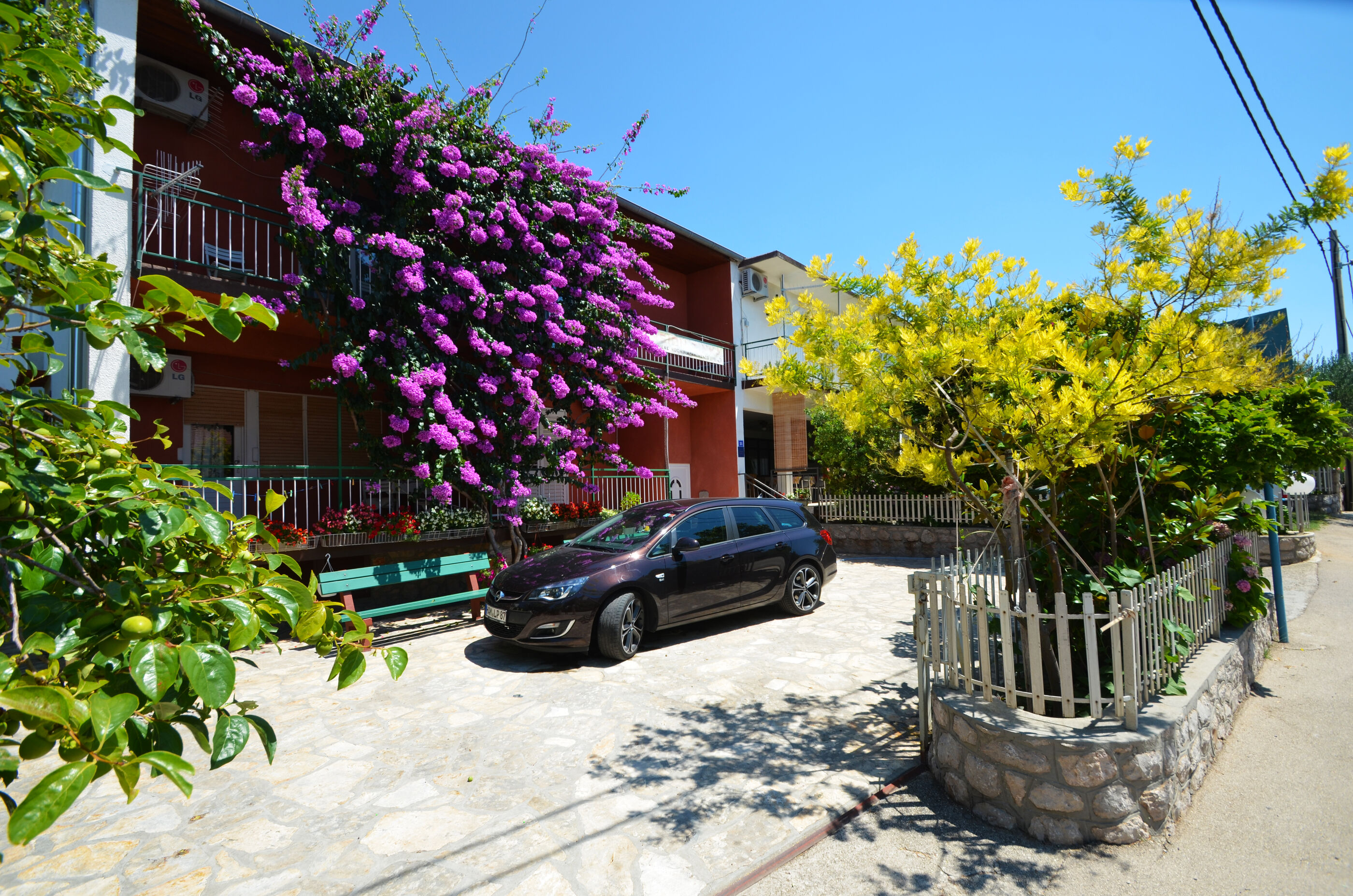 Apartments and Rooms Tinka 40349-S3