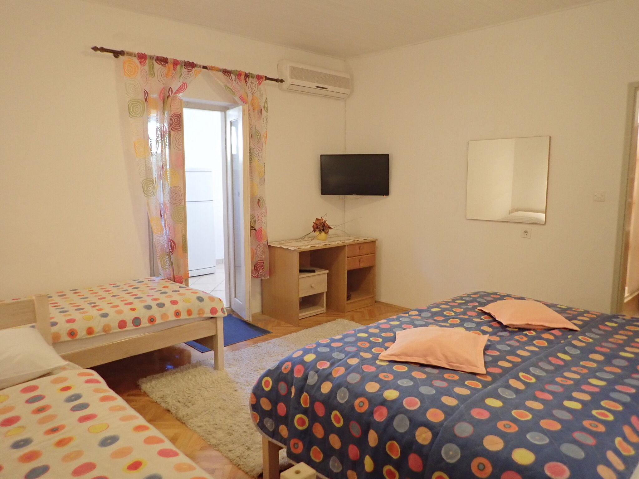 Apartments and Rooms Tinka 40349-A2