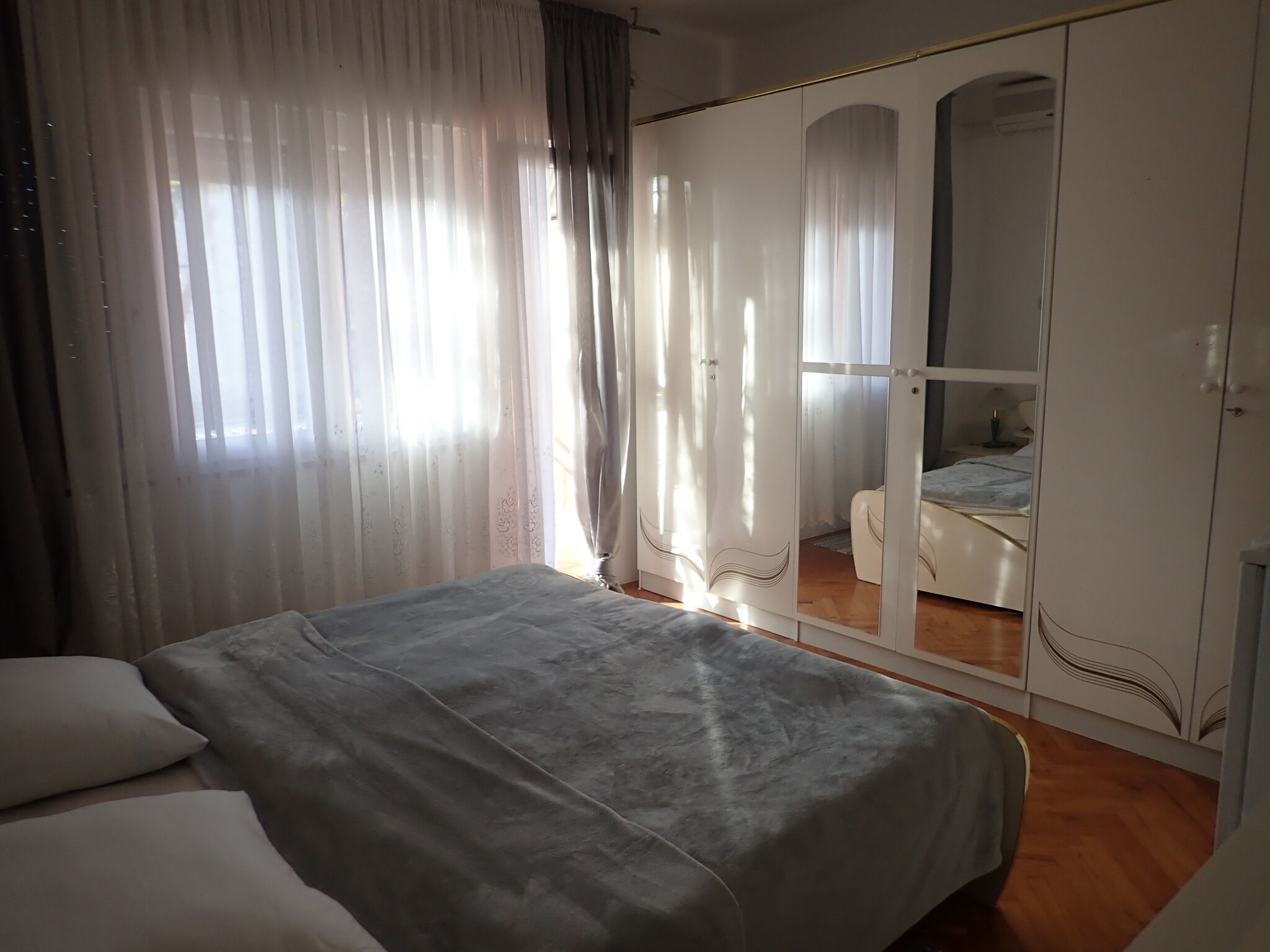 Apartments and Rooms Tinka 40349-S1