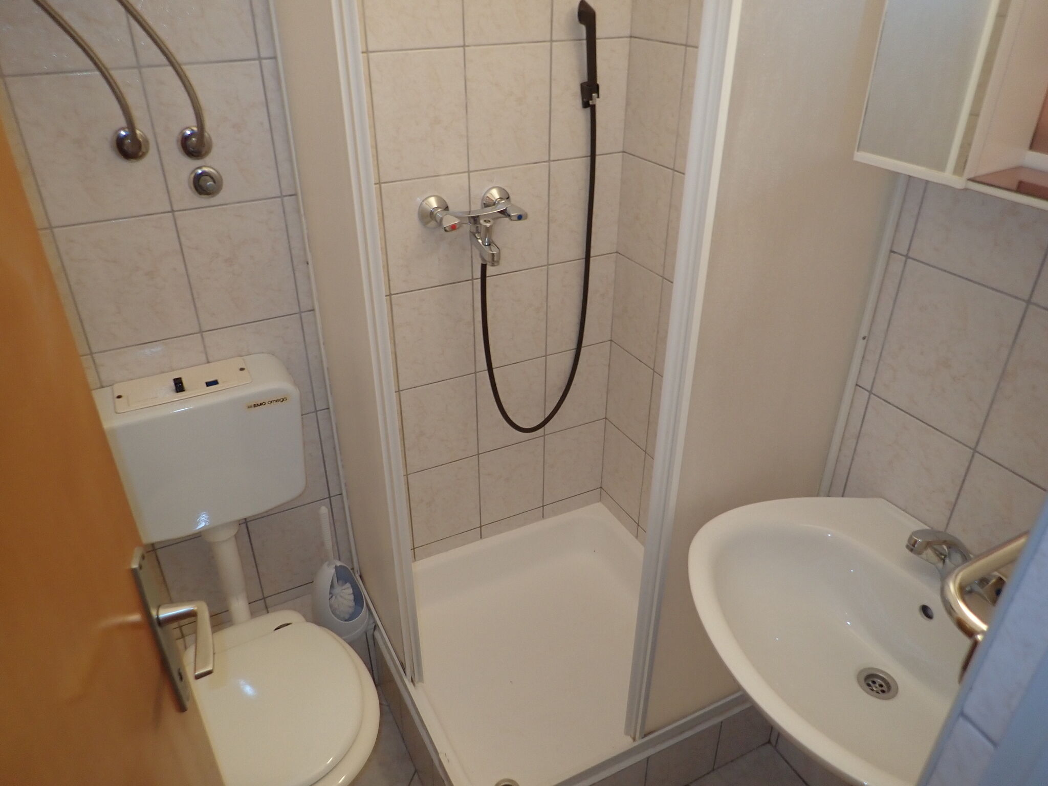 Apartments and Rooms Tinka 40349-S1