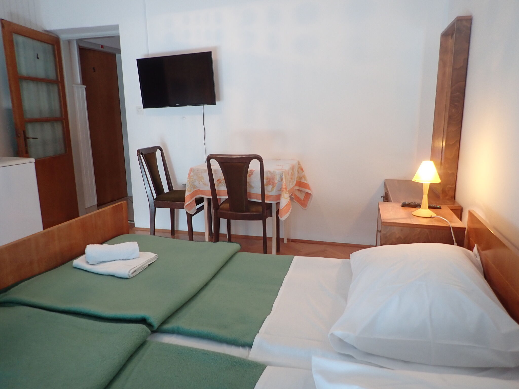 Apartments and Rooms Tinka 40349-S2