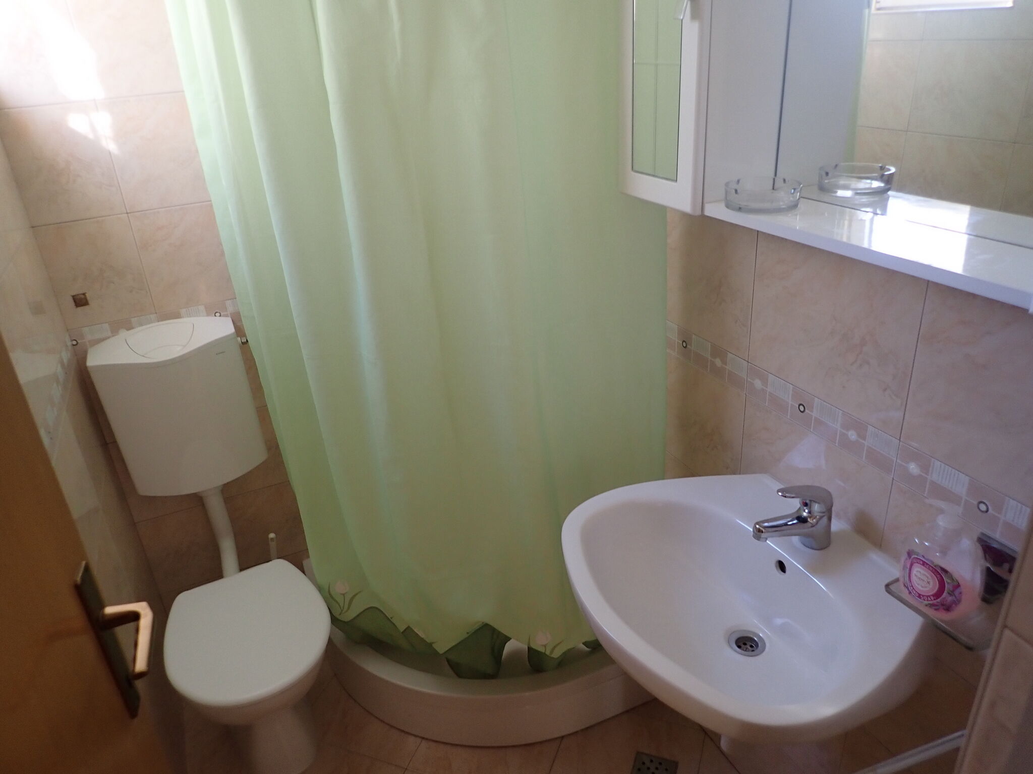 Apartments and Rooms Tinka 40349-S2