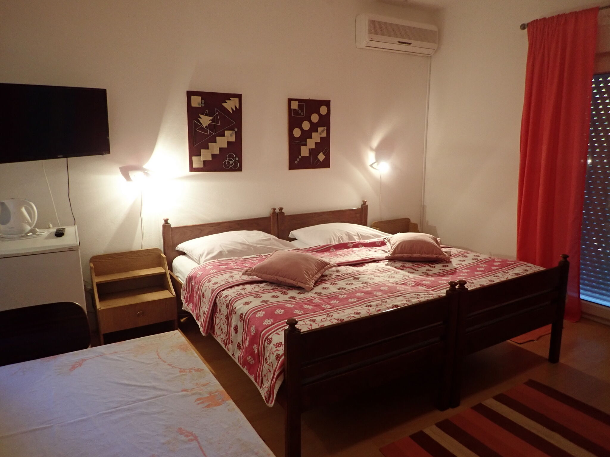 Apartments and Rooms Tinka 40349-S3