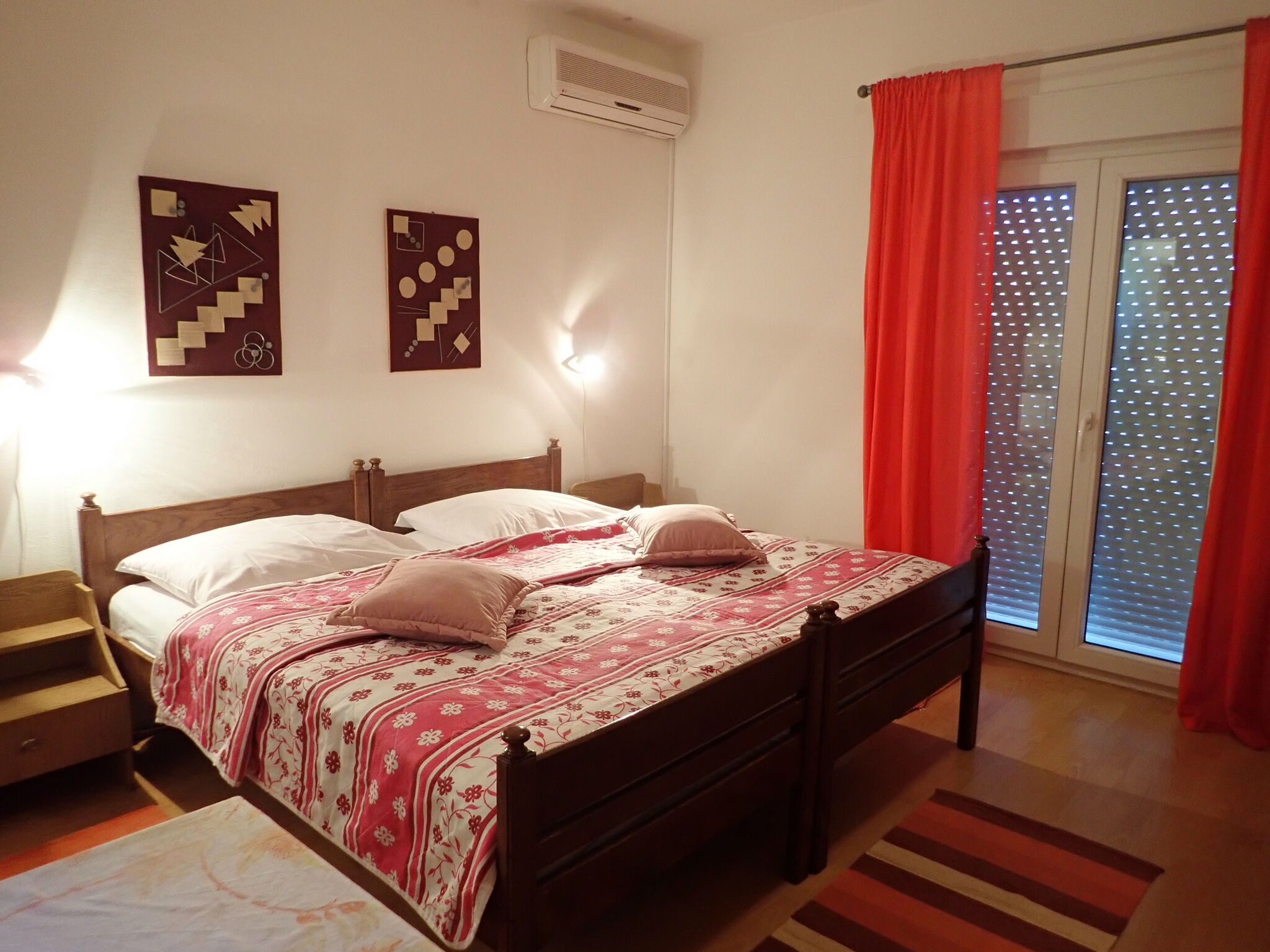 Apartments and Rooms Tinka 40349-S3