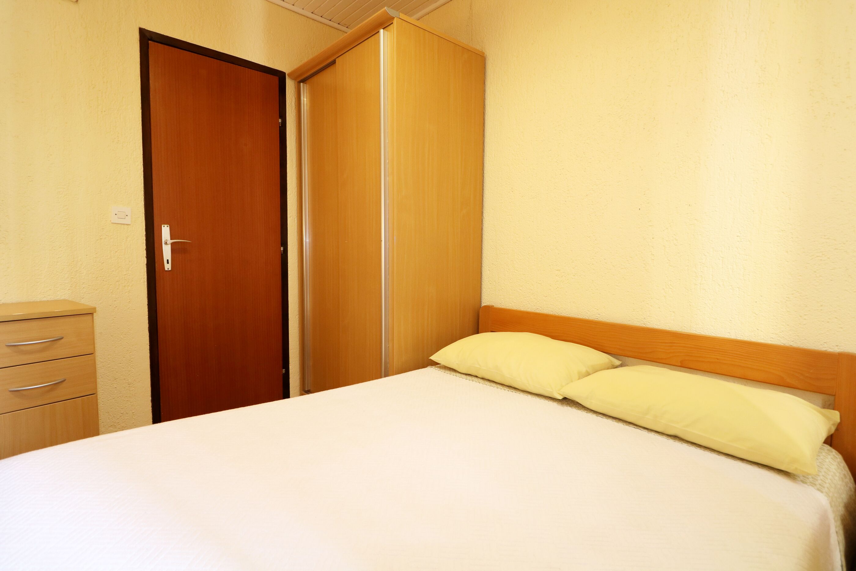Apartments Ivo 79639-A2