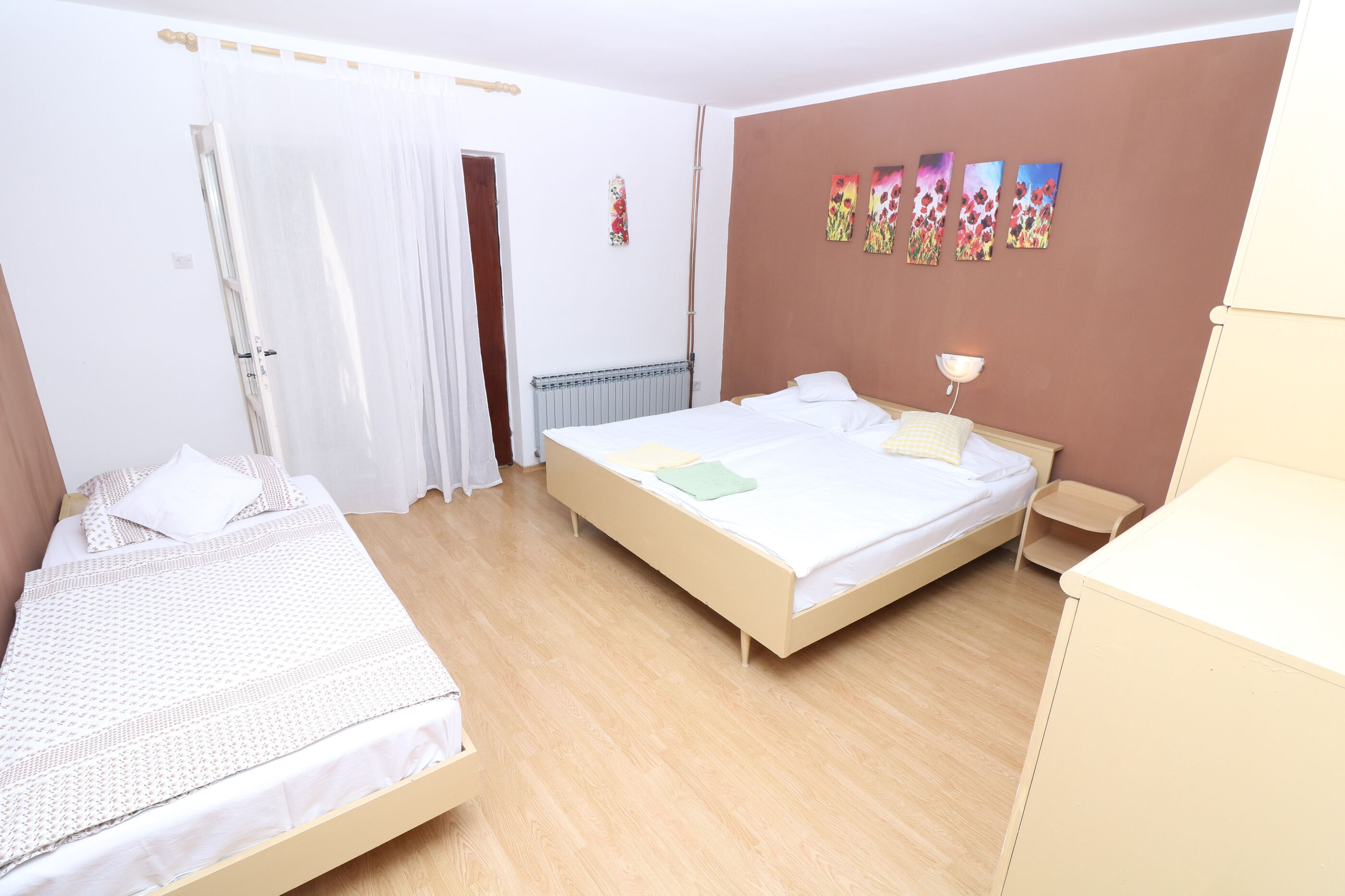 Apartments Karolina 25342-A1