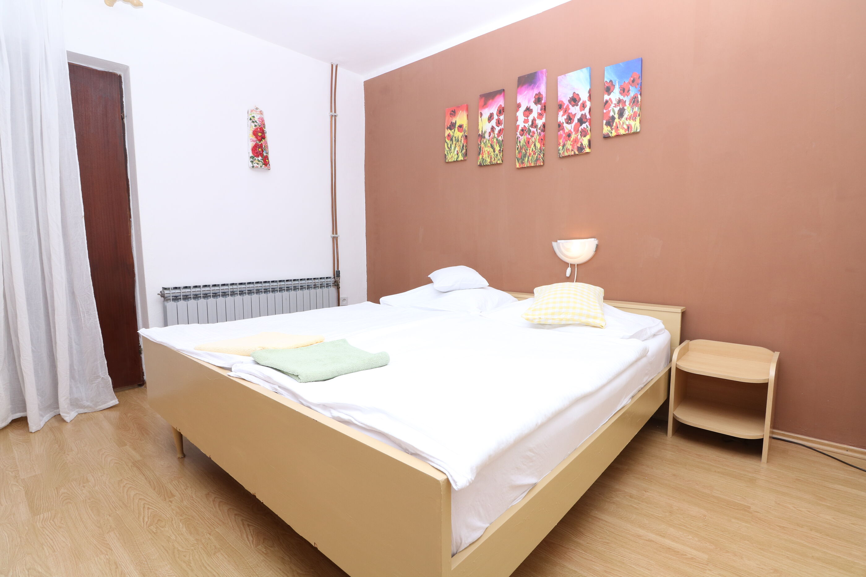 Apartments Karolina 25342-A1
