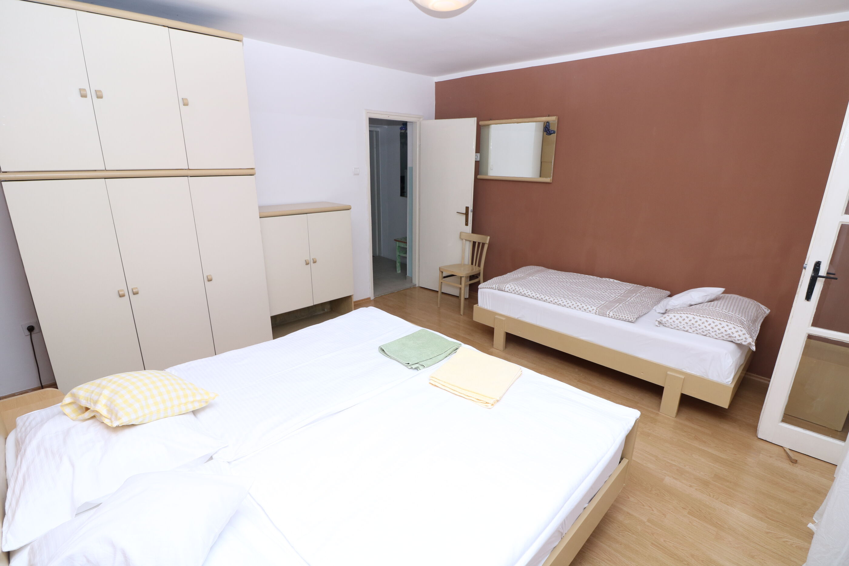Apartments Karolina 25342-A1