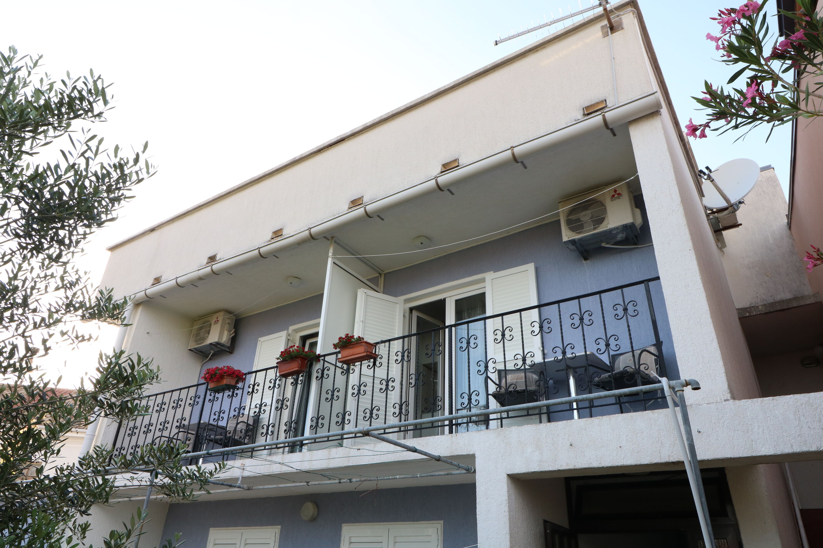 Apartments Karolina 25342-A1