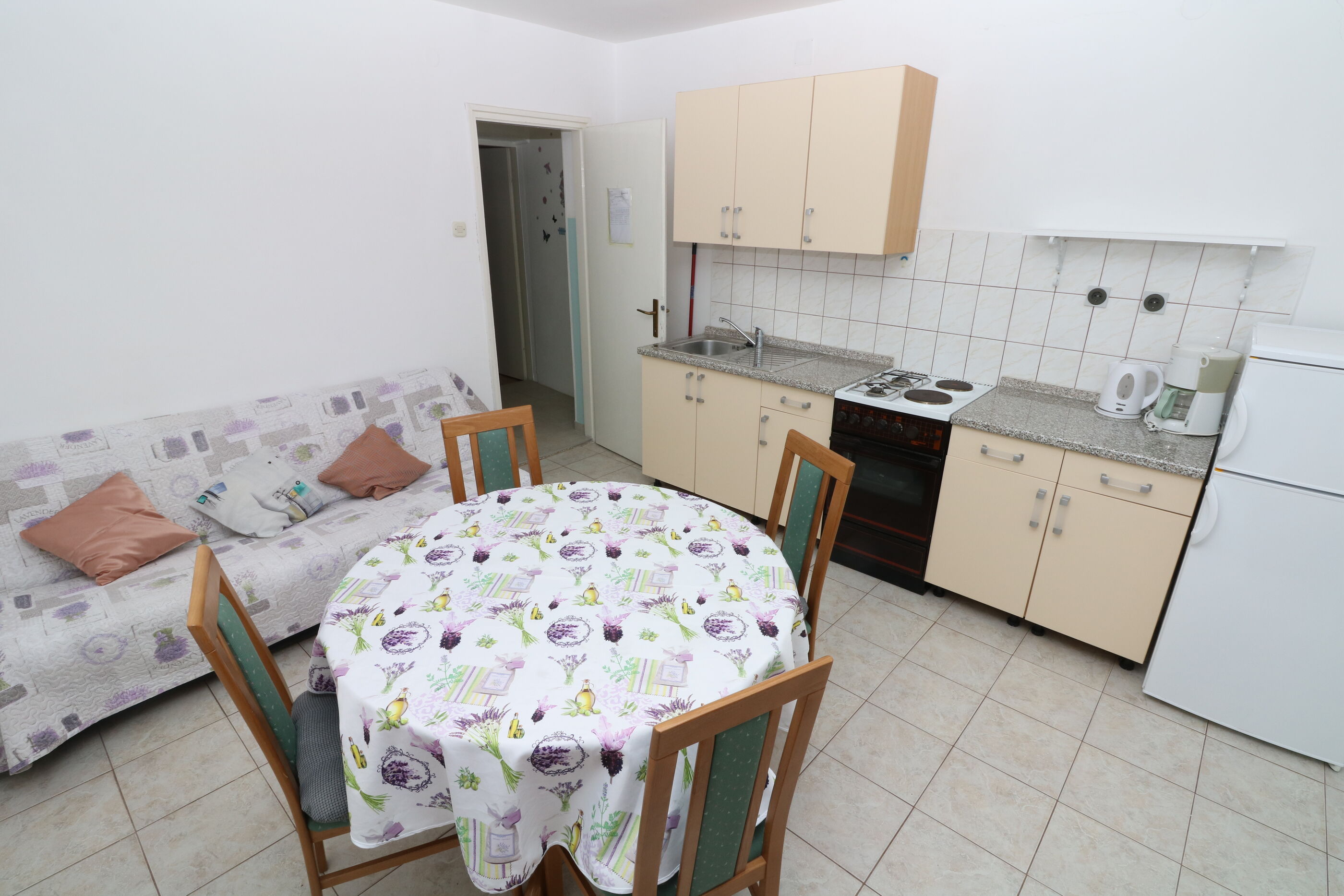 Apartments Karolina 25342-A2