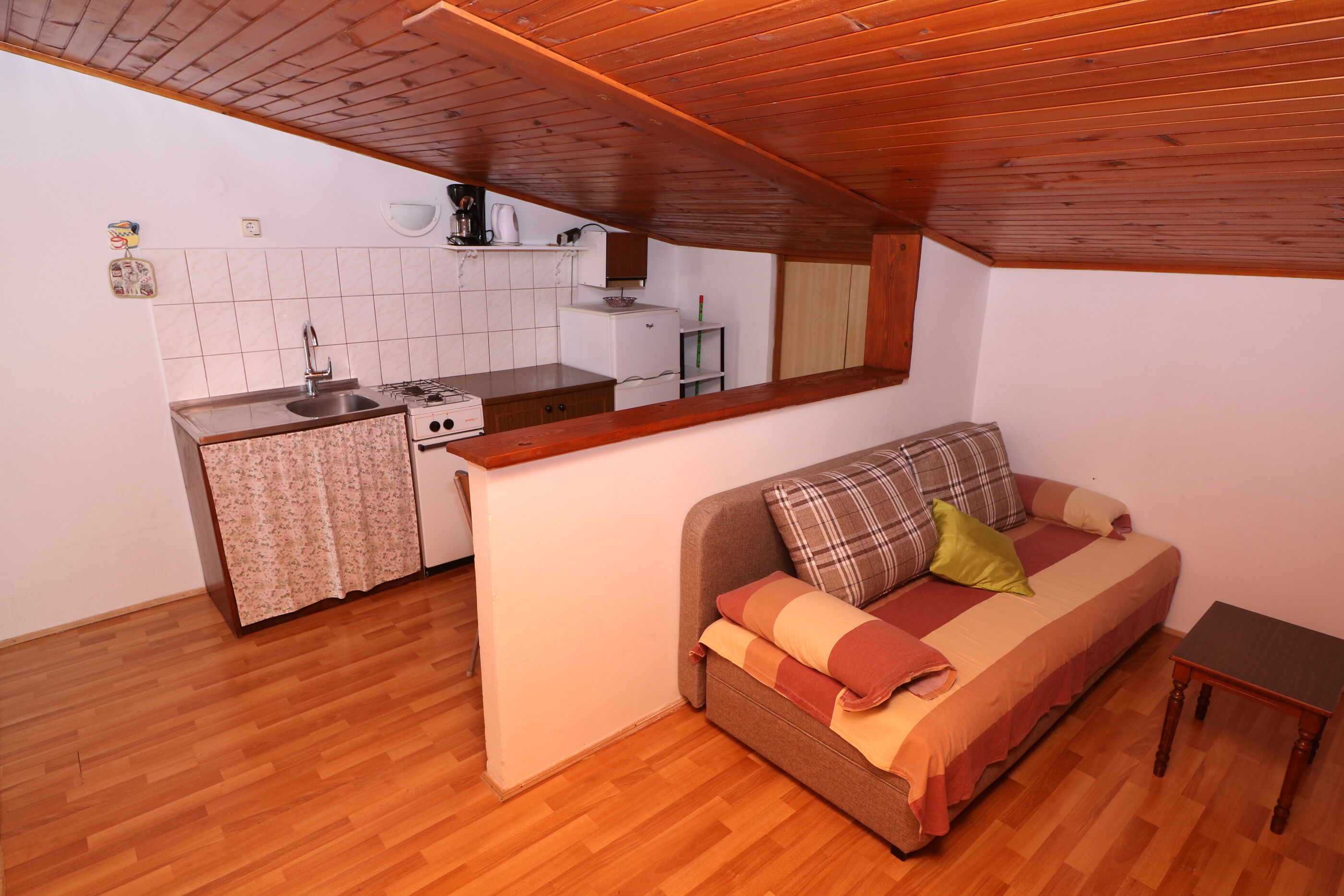 Apartments Karolina 25342-A3