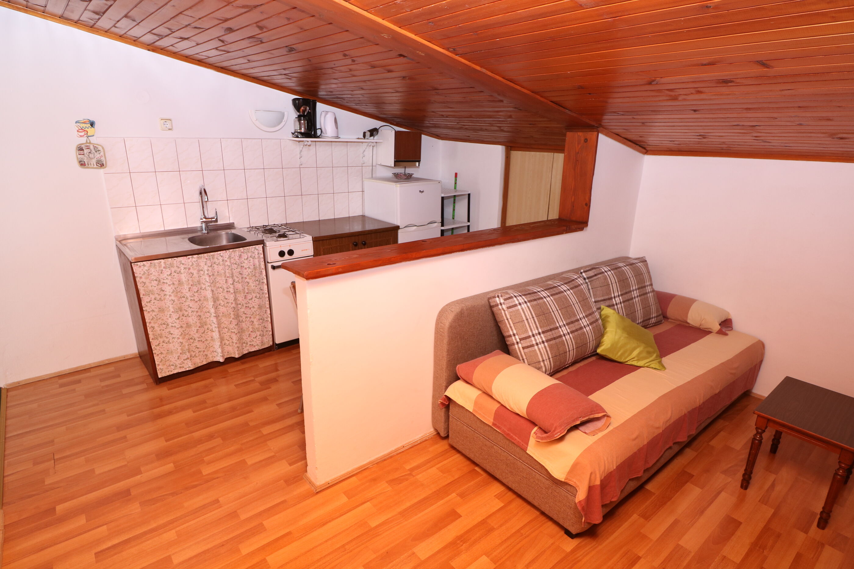Apartments Karolina 25342-A3