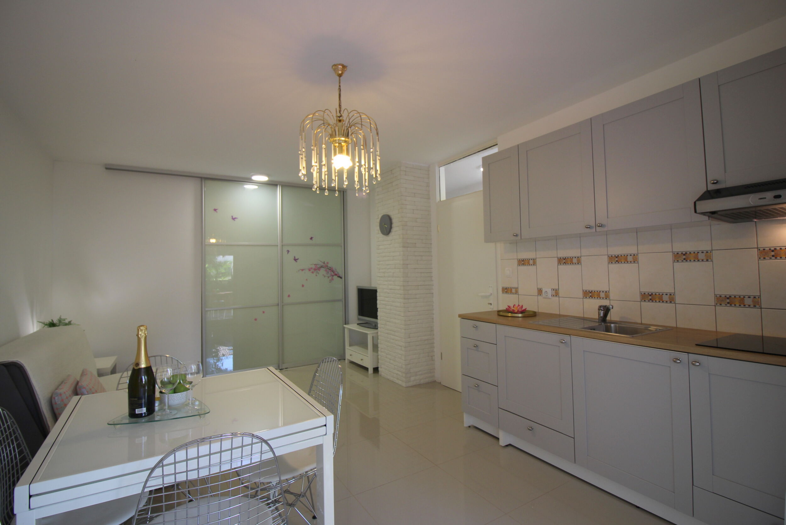 Apartment Zen 82685-A1