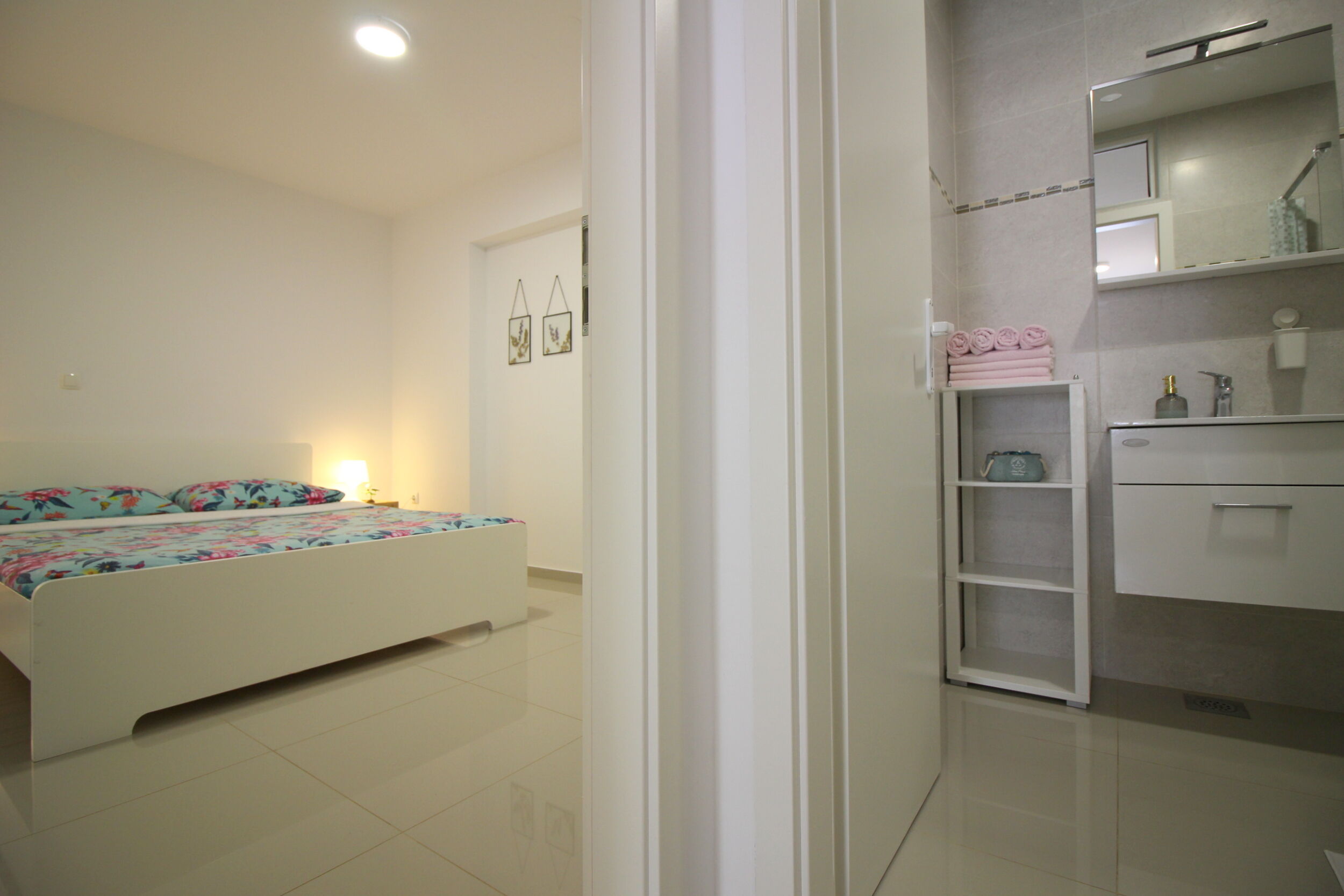 Apartment Zen 82685-A1