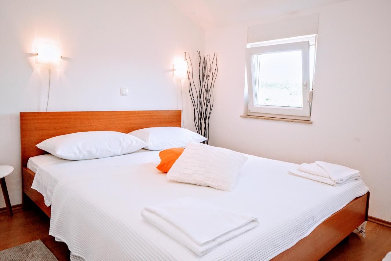 Apartment Mimy Zambratija 81518-A1