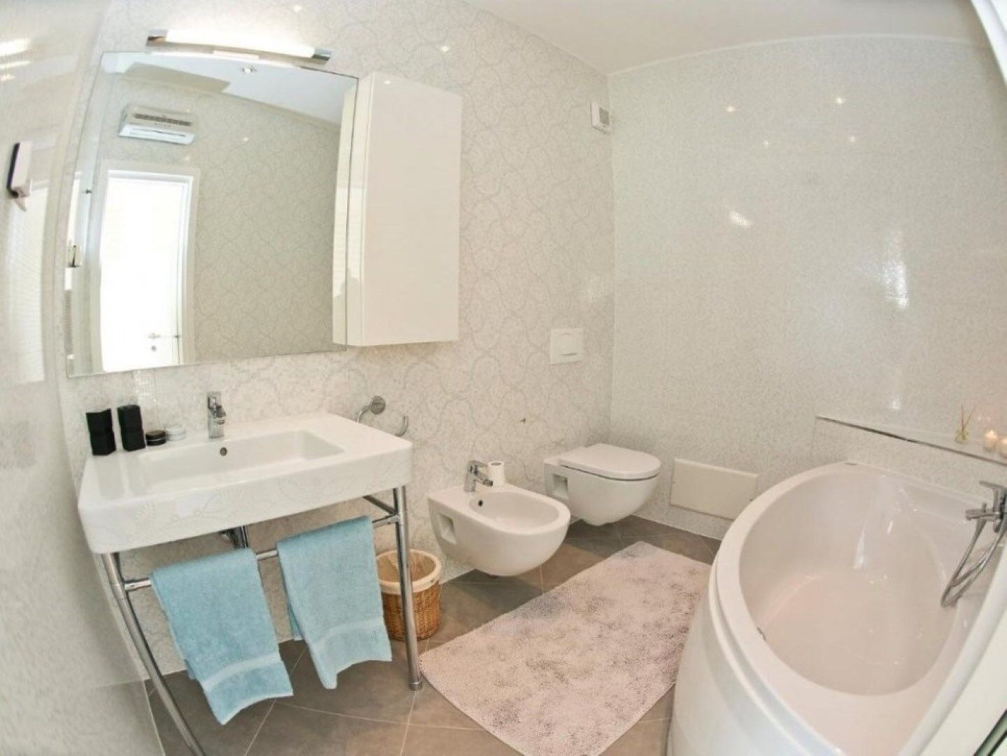 Villa BOBO's Place with Jacuzzi 79169-A1
