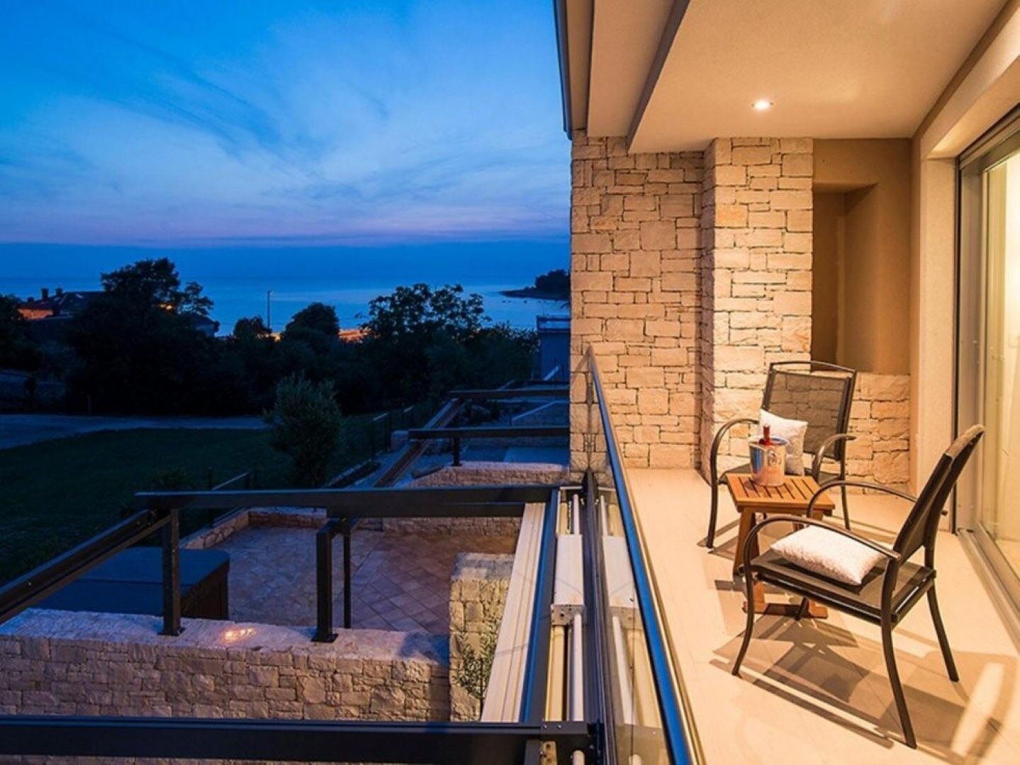 Villa BOBO's Place with Jacuzzi 79169-A2