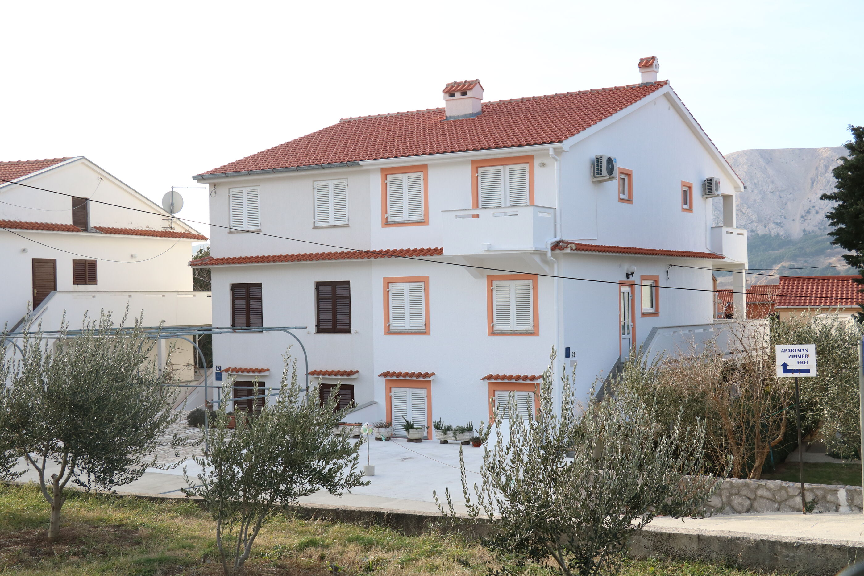 Apartments Nada 25347-A3