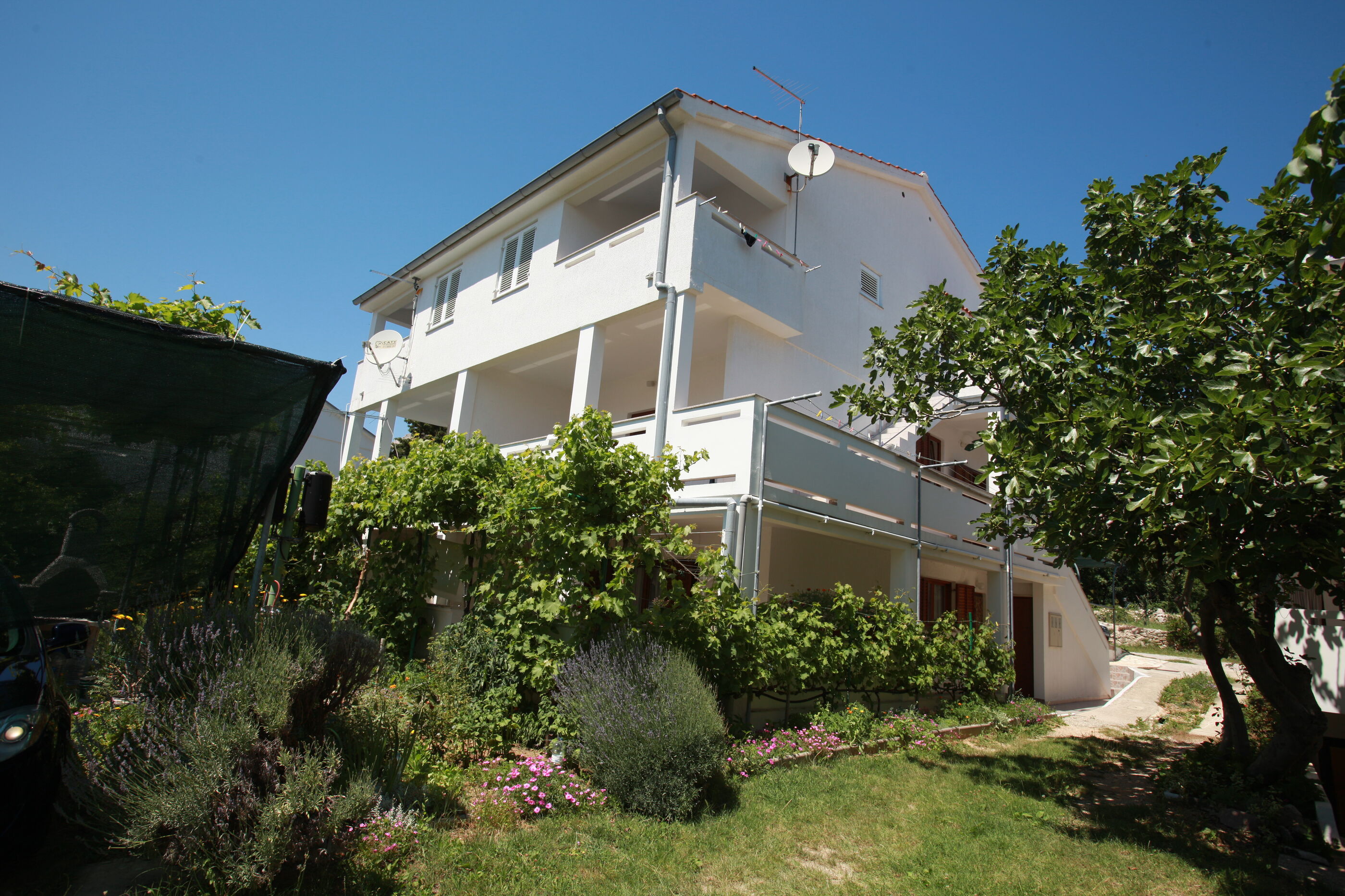 Apartments Nada 25347-A3