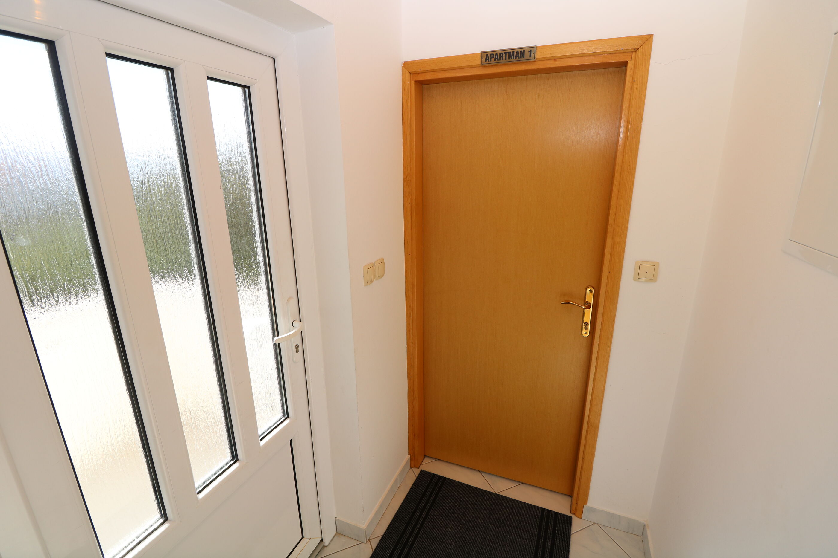 Apartments Nada 25347-A2