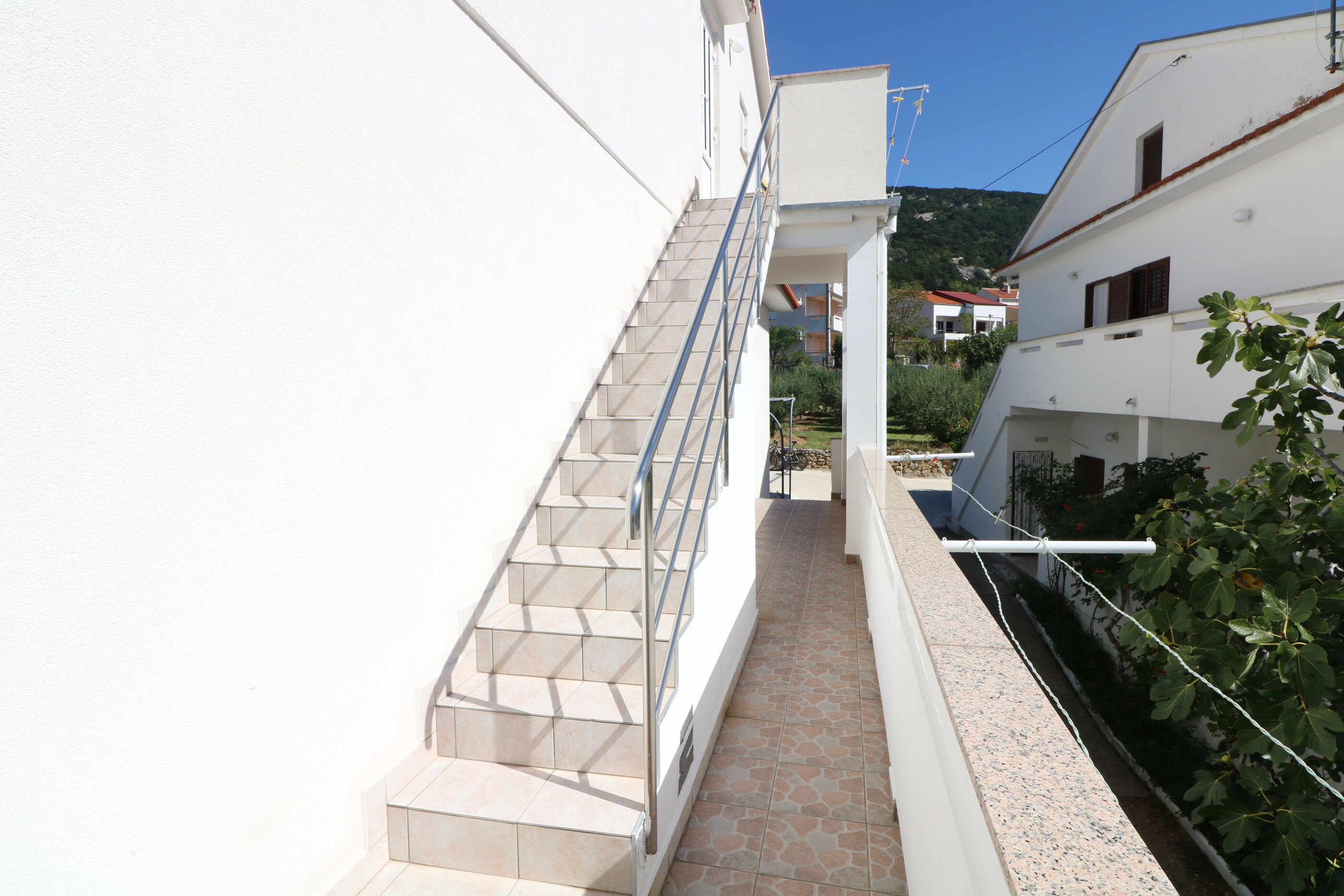 Apartments Nada 25347-A2