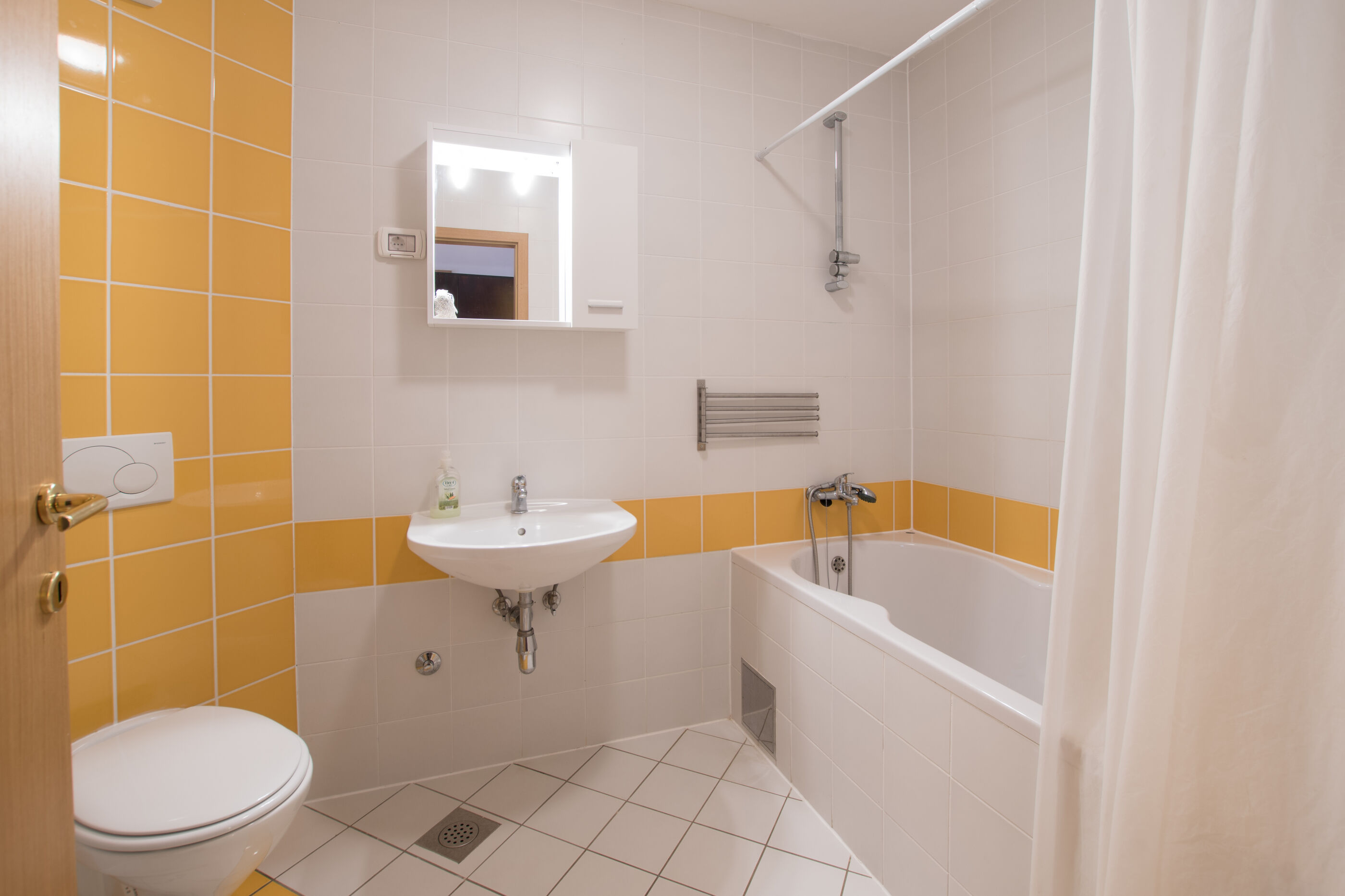 Apartments Faro Savudrija 83313-A1