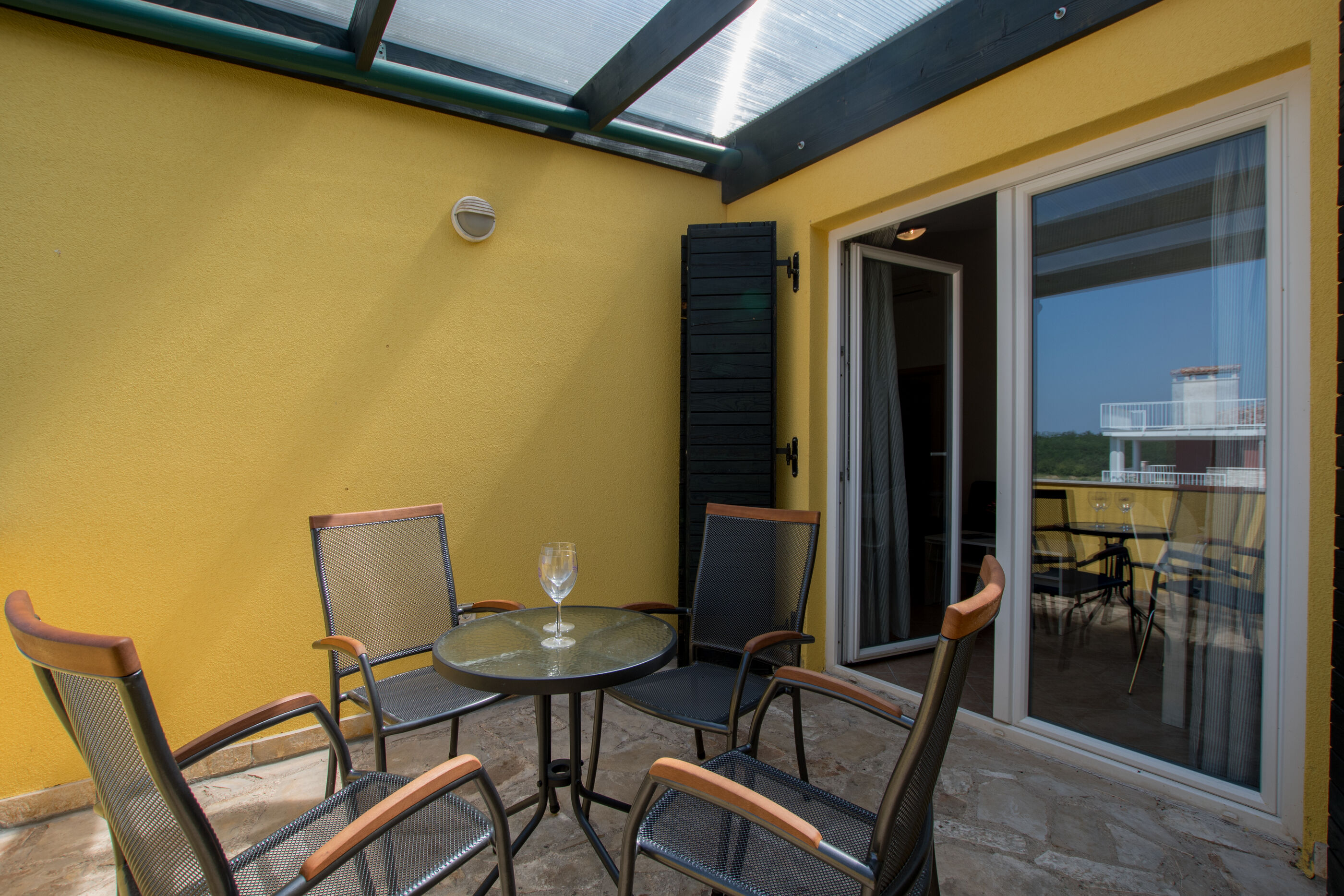 Apartments Faro Savudrija 83313-A1