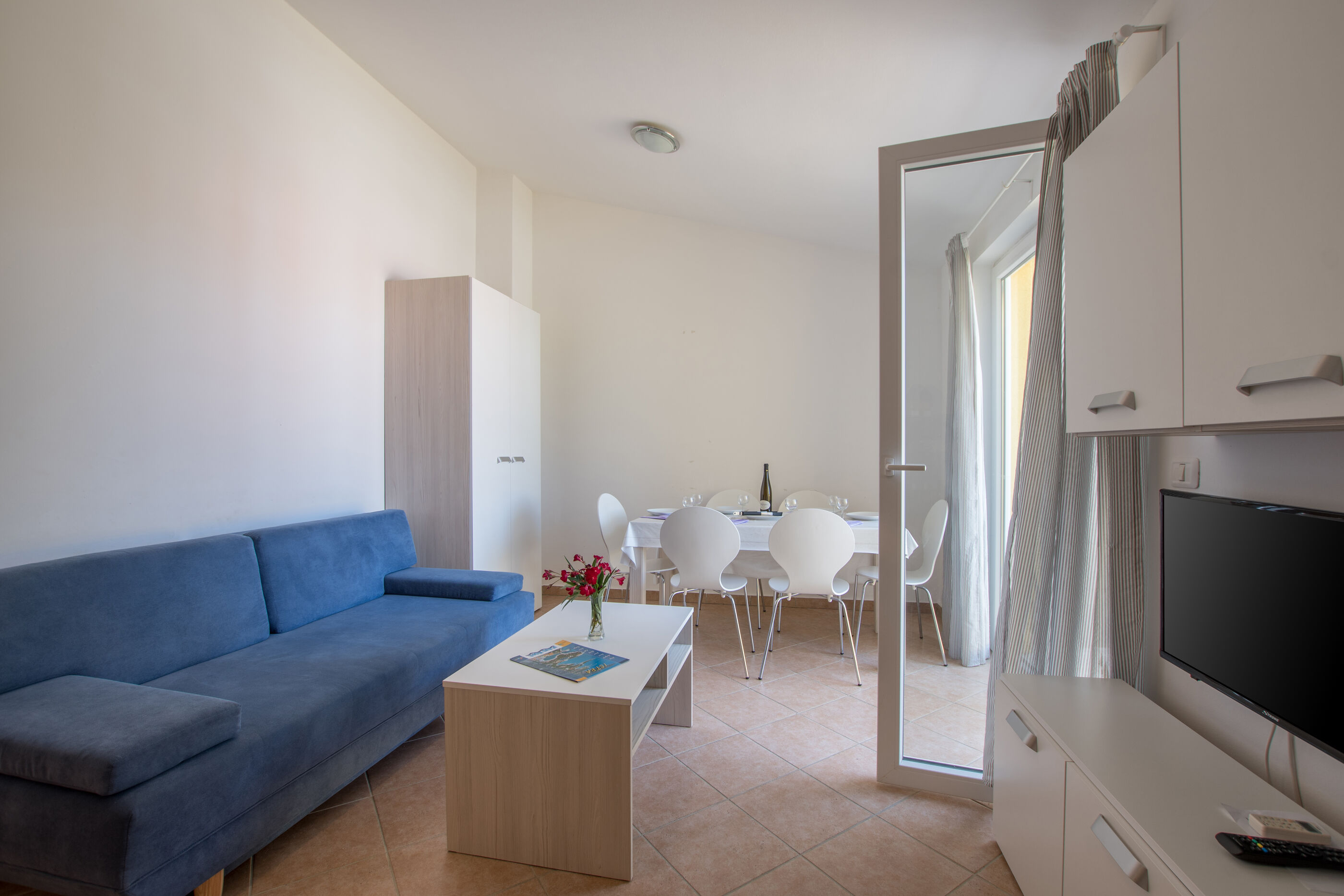 Apartments Faro Savudrija 83313-A2