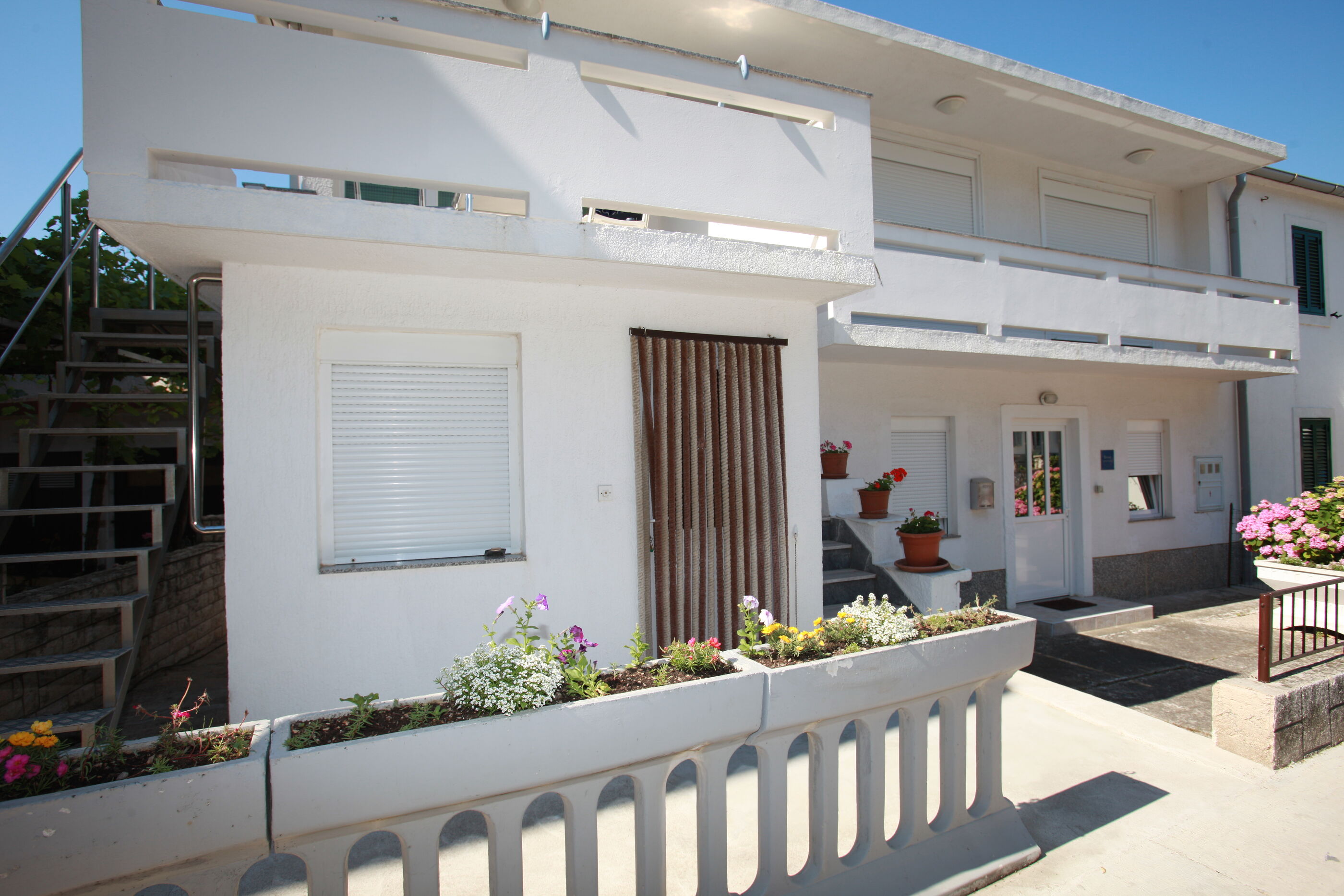 Apartments Nada i Ivan 83113-A2