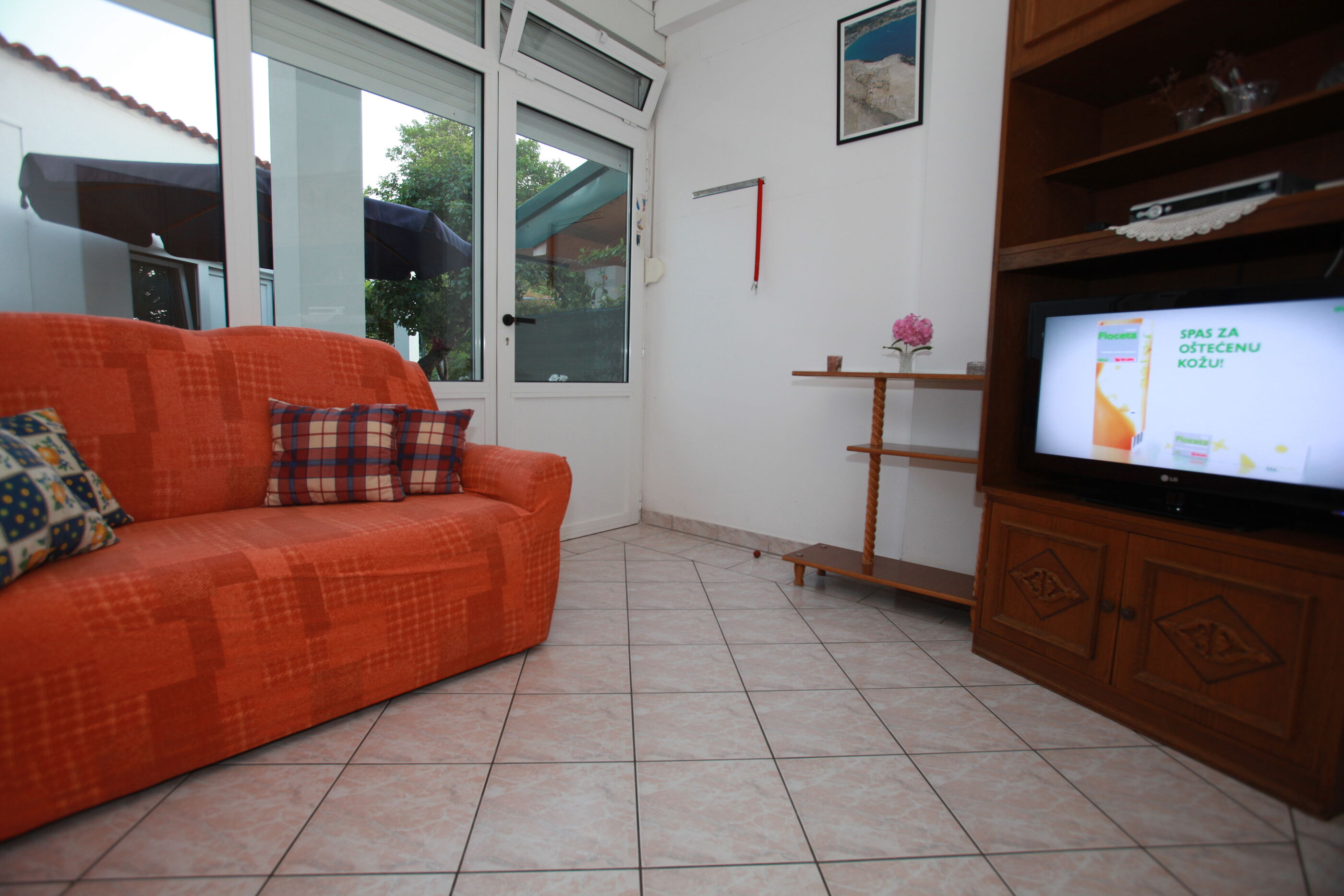 Apartments Nada i Ivan 83113-A1