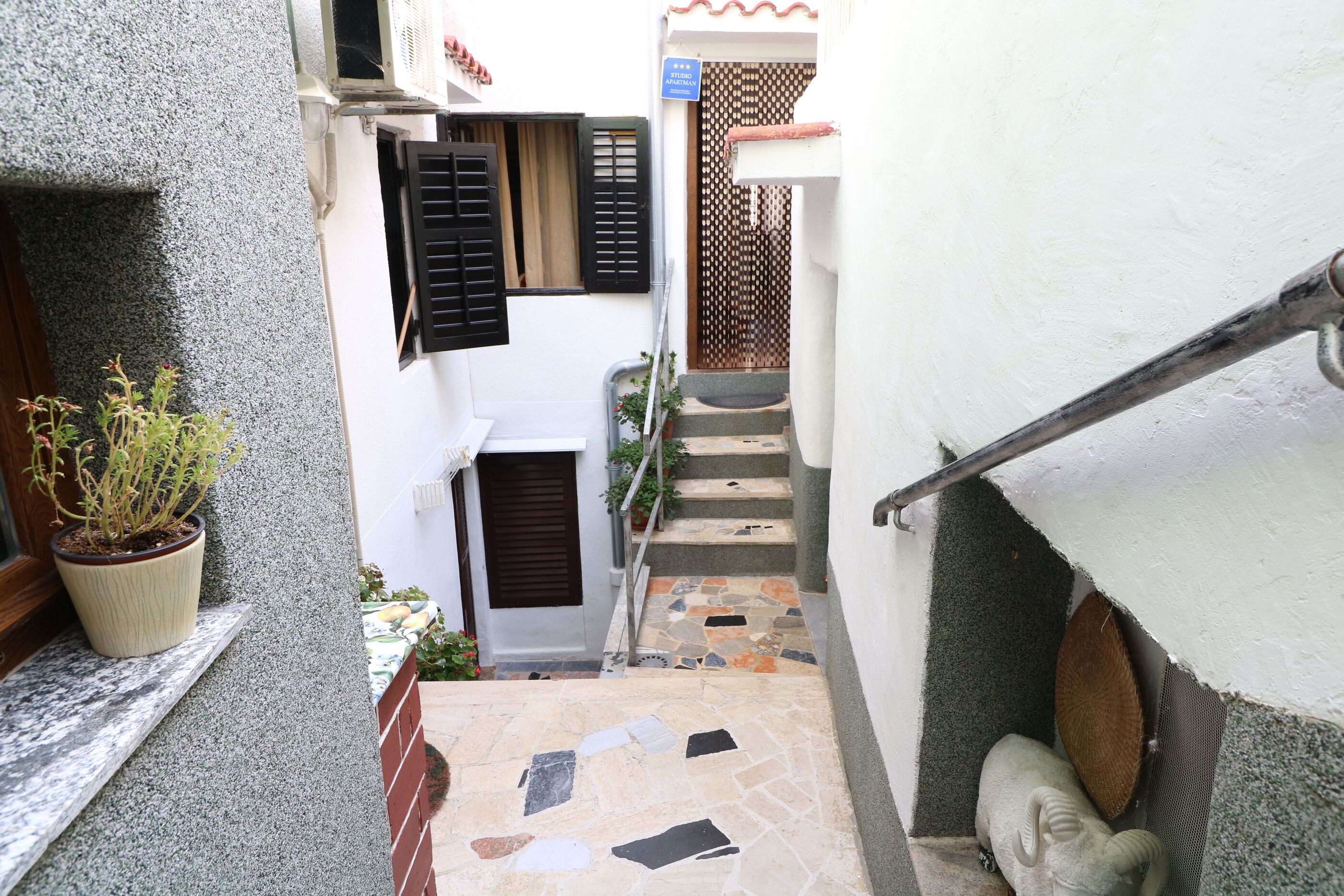 Apartment Dusanka 83114-A1