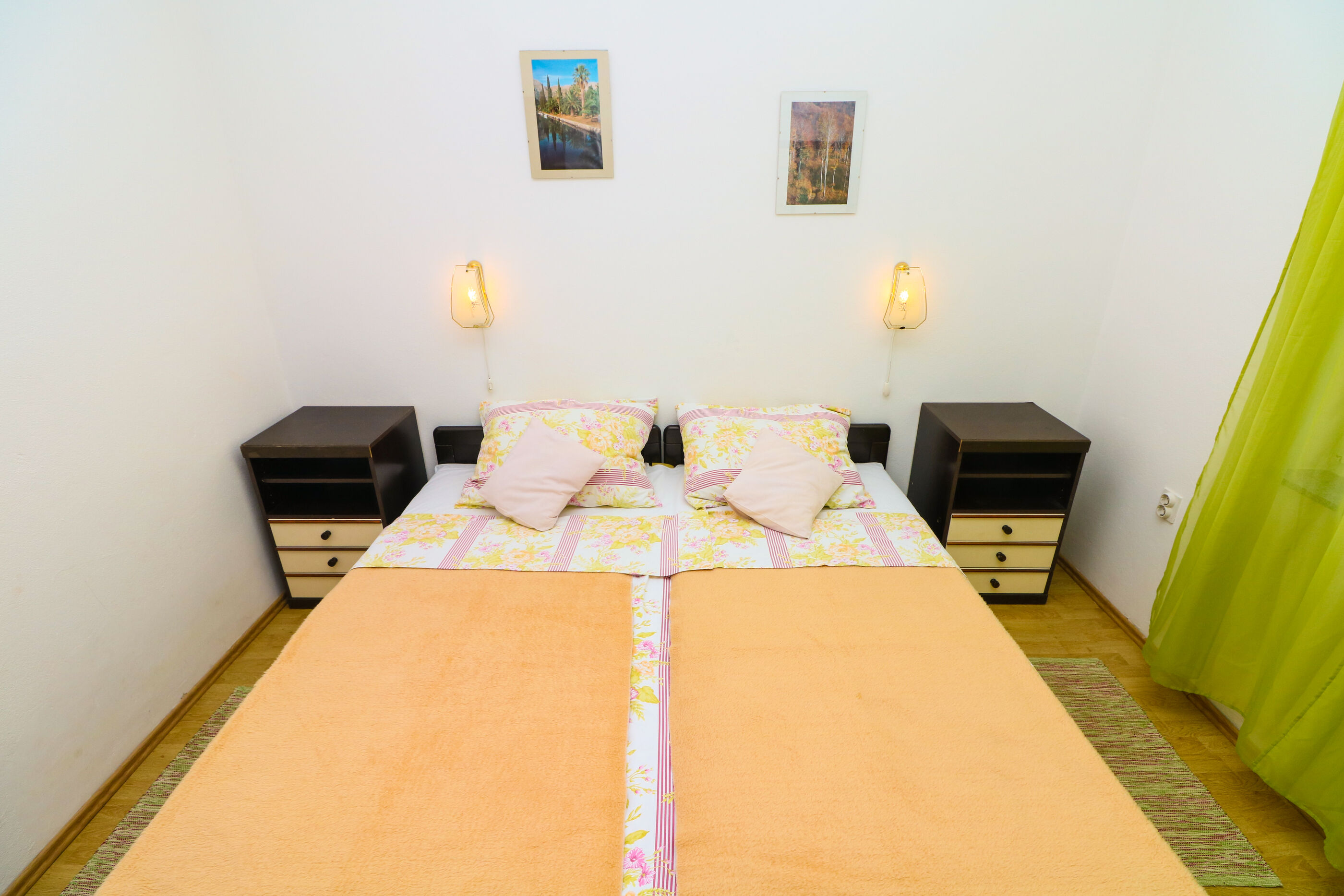 Apartments Polic 83115-A1