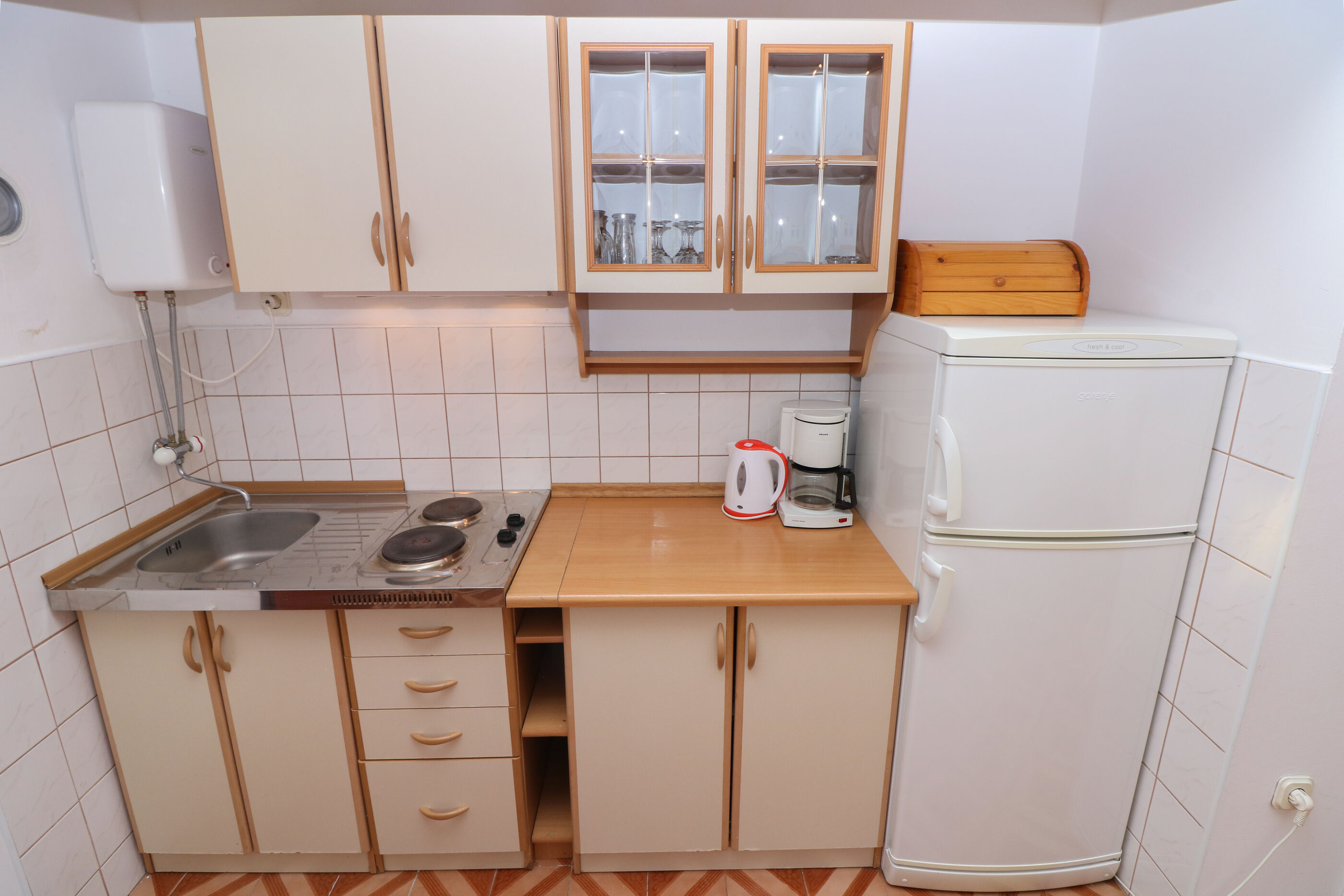Apartments Polic 83115-A1