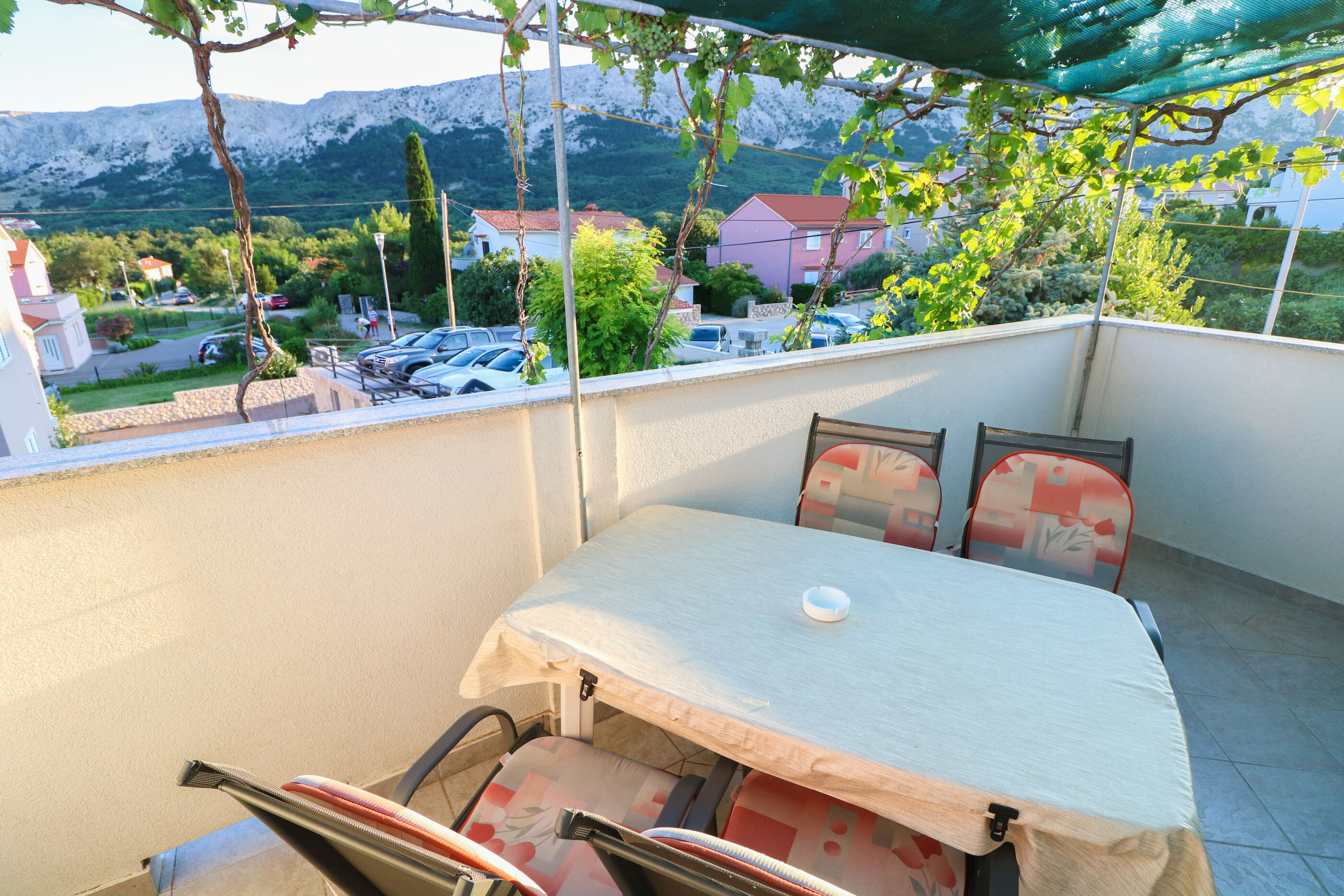 Apartments Polic 83115-A1