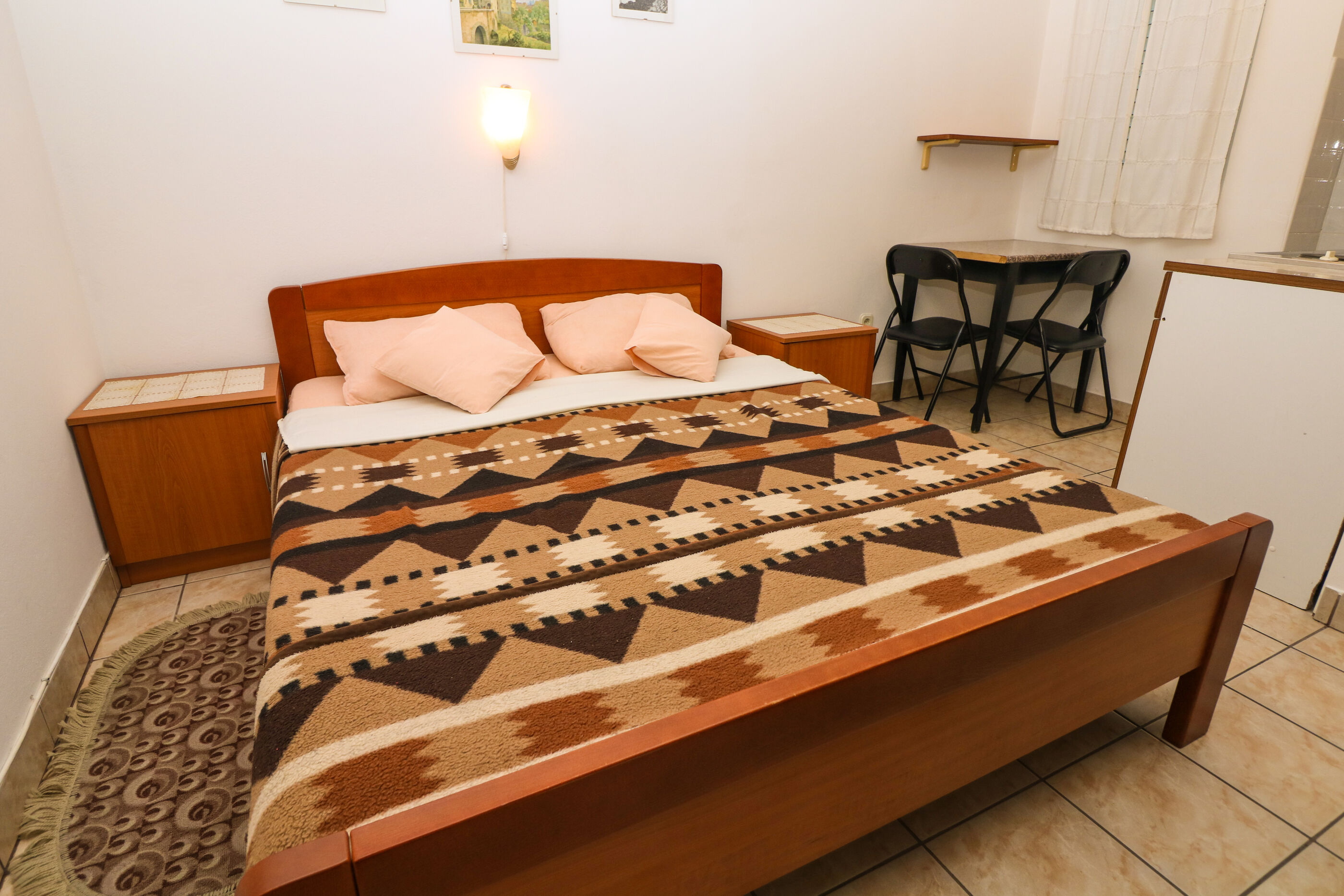 Apartments Polic 83115-A2