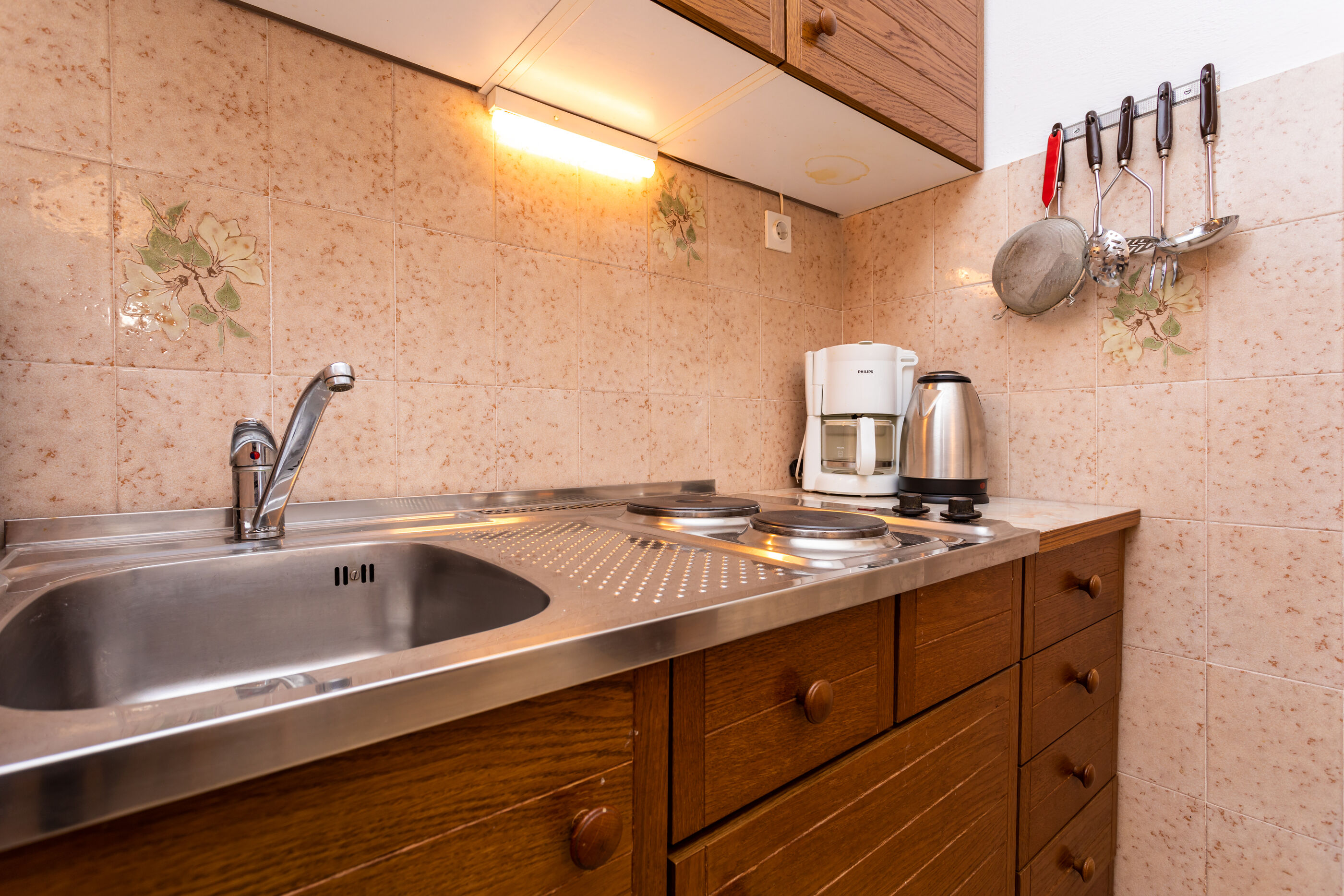Apartment and Rooms Mira 83119-A1