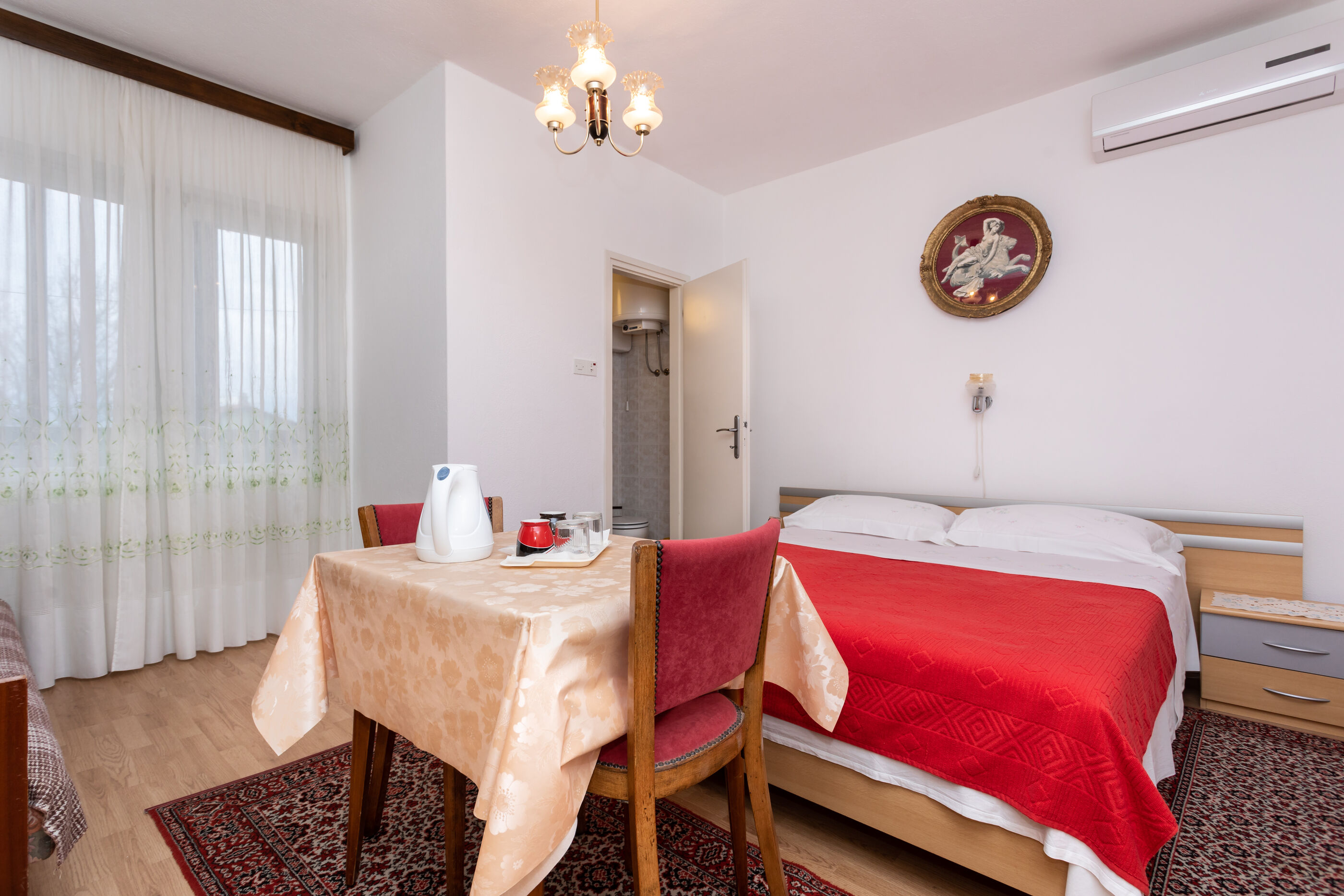 Apartment and Rooms Mira 83119-S2