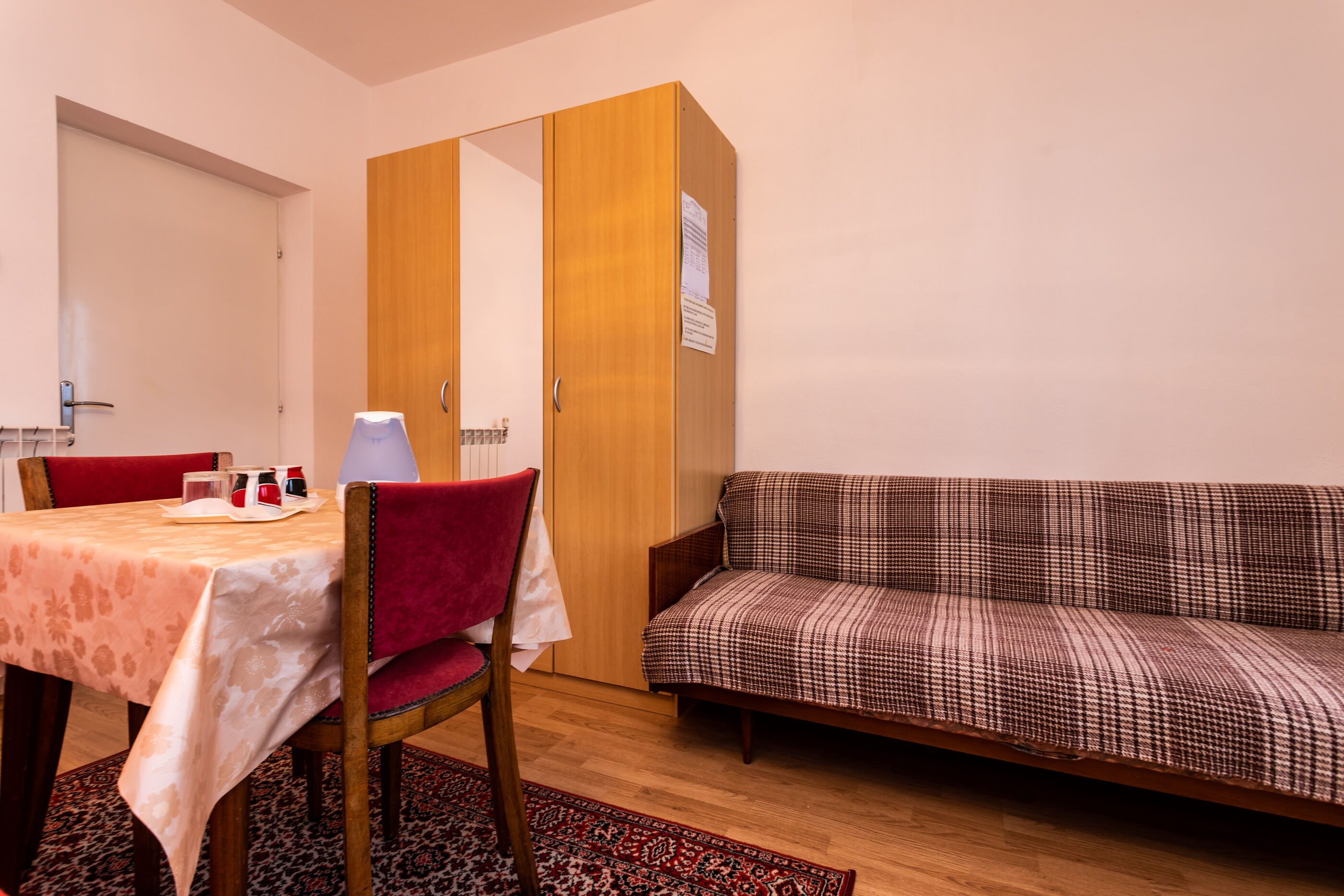 Apartment and Rooms Mira 83119-S2