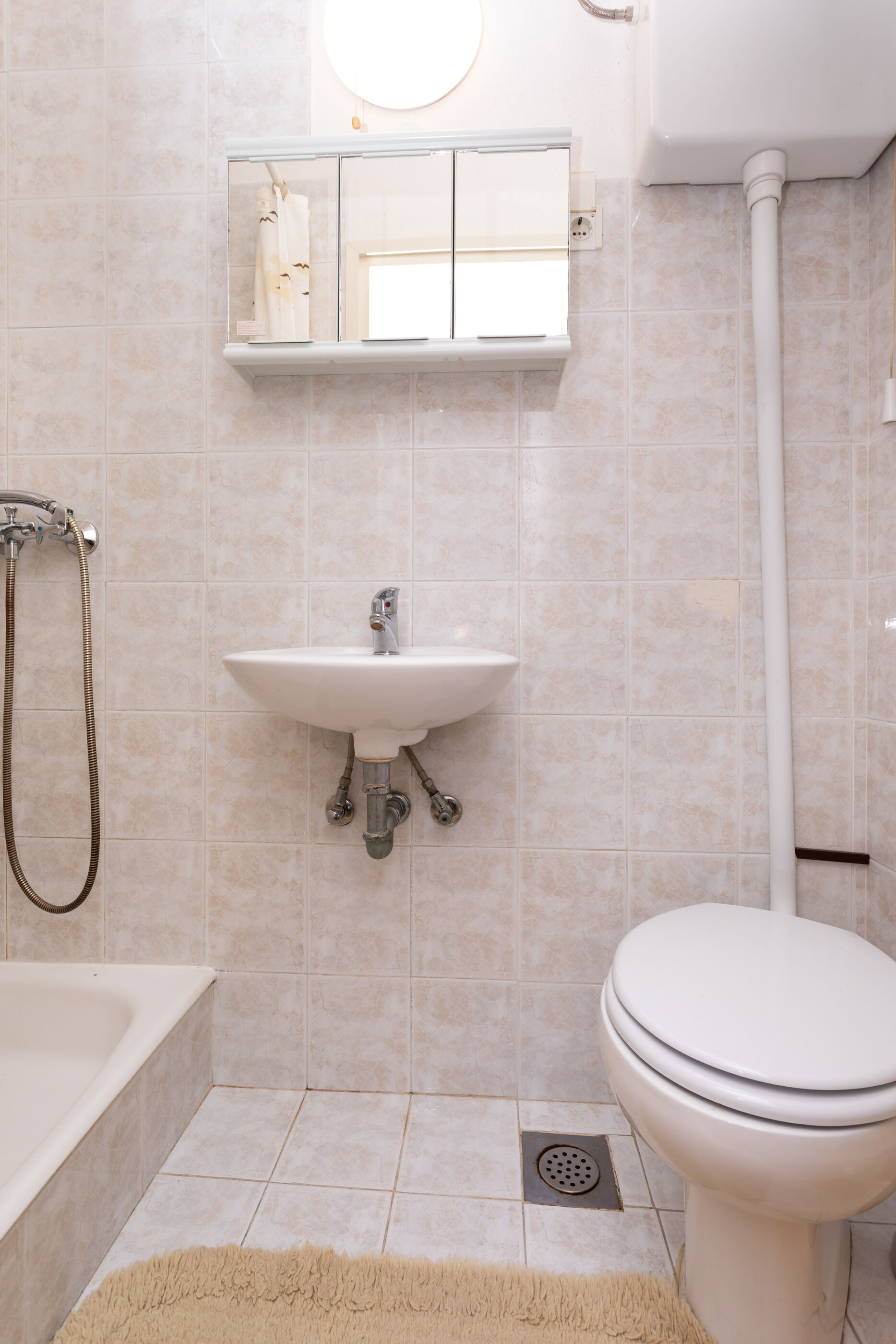 Apartment and Rooms Mira 83119-S2