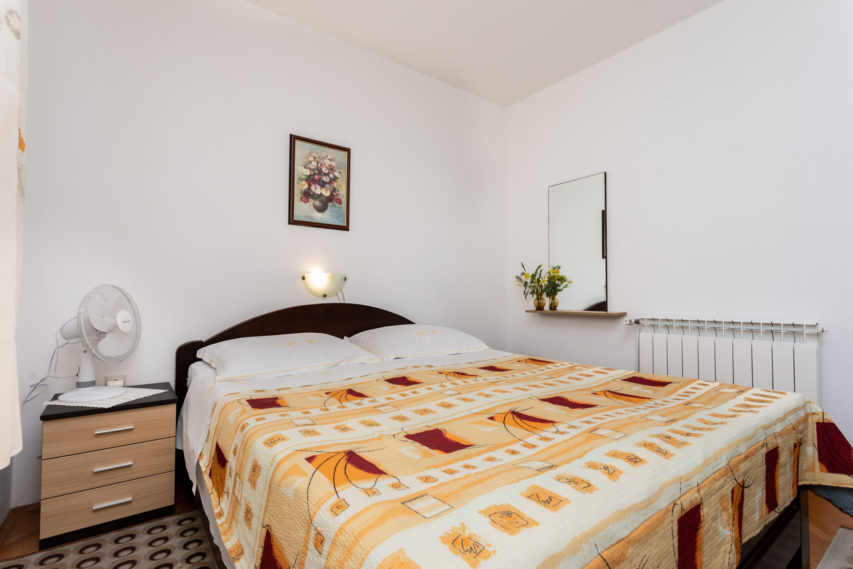 Apartment and Rooms Mira 83119-S3
