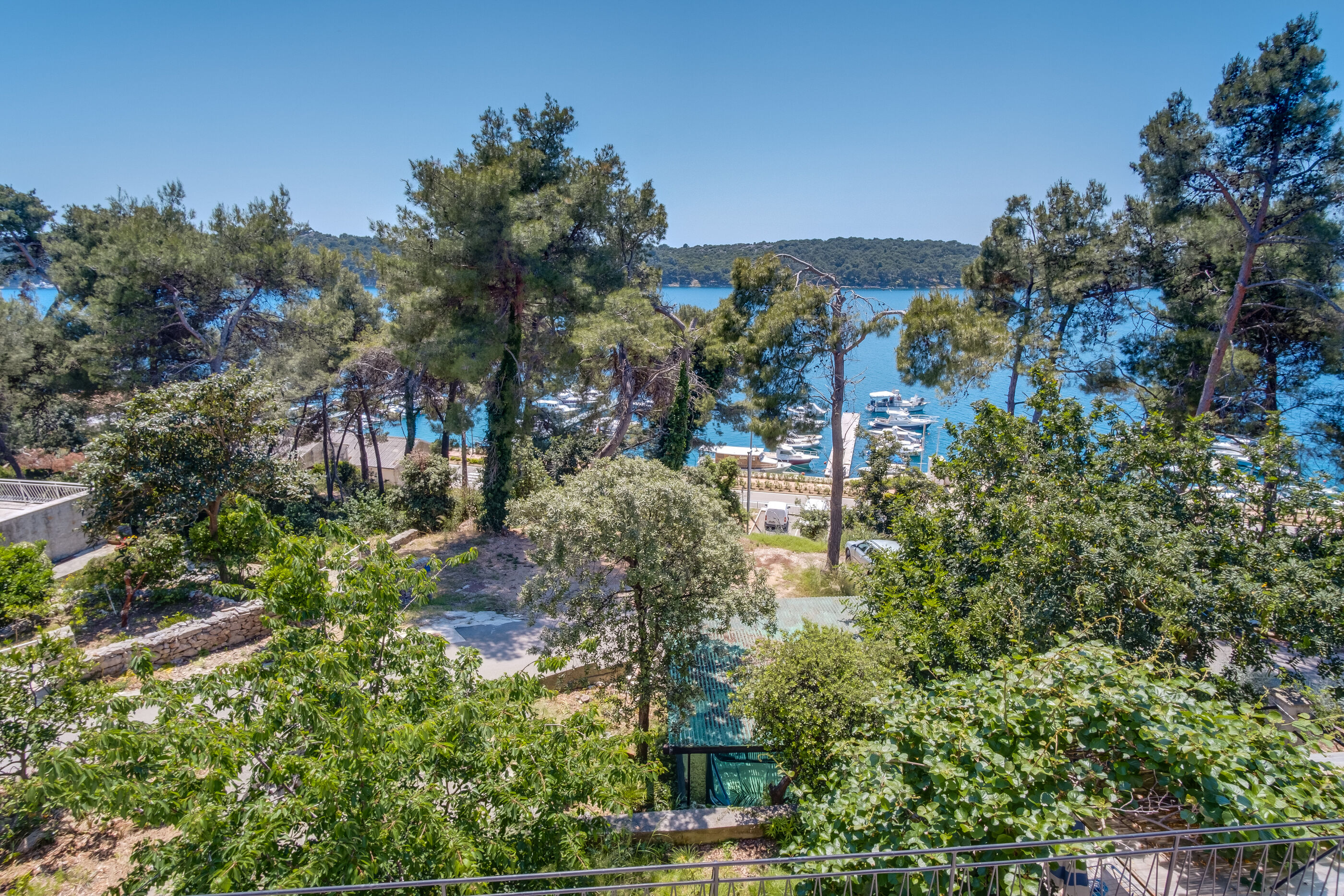 Apartments Lela 94009-A3
