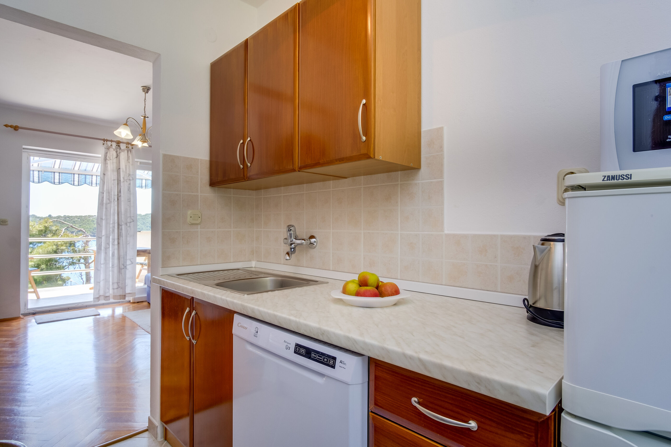 Apartments Lela 94009-A3