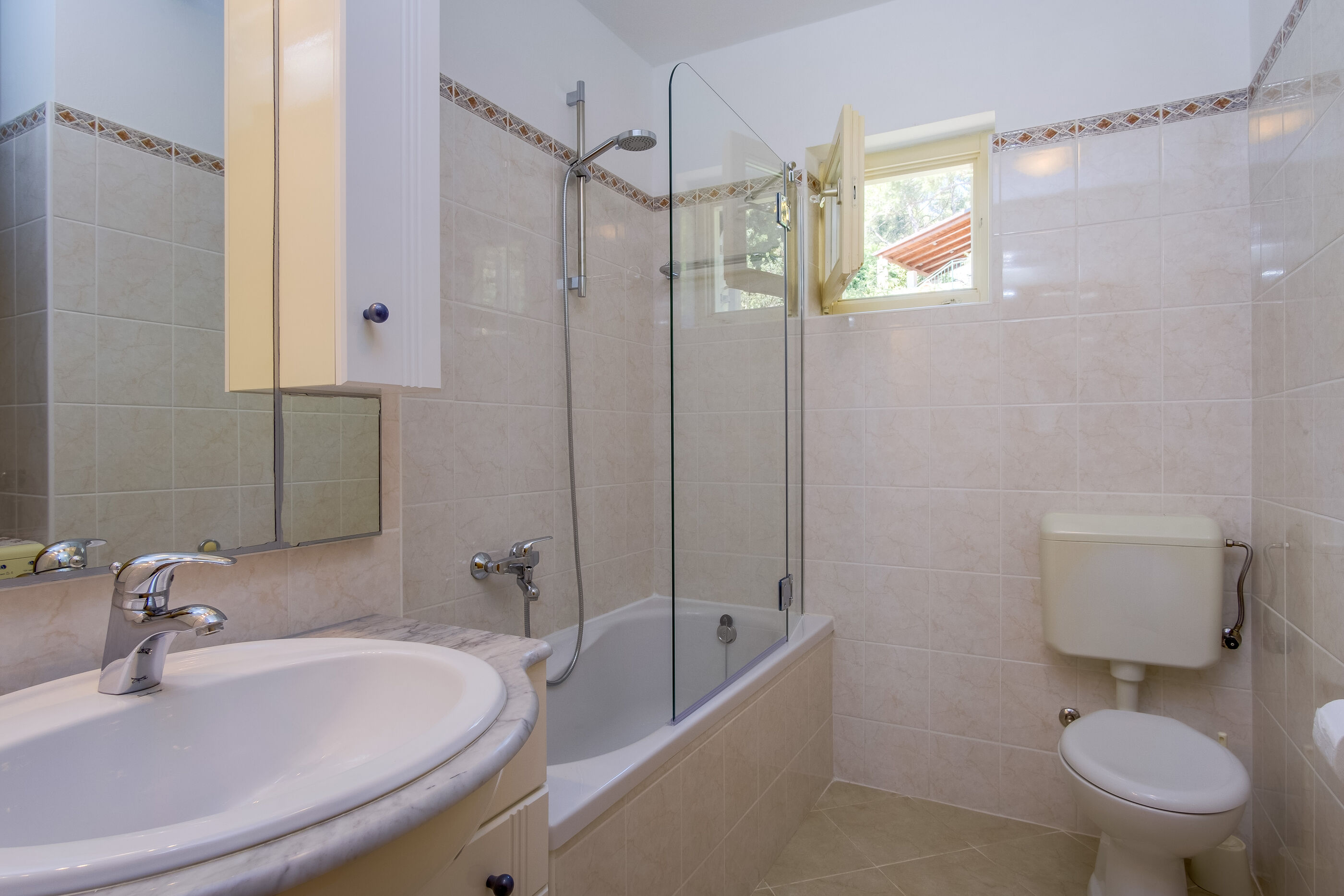 Apartments Lela 94009-A3