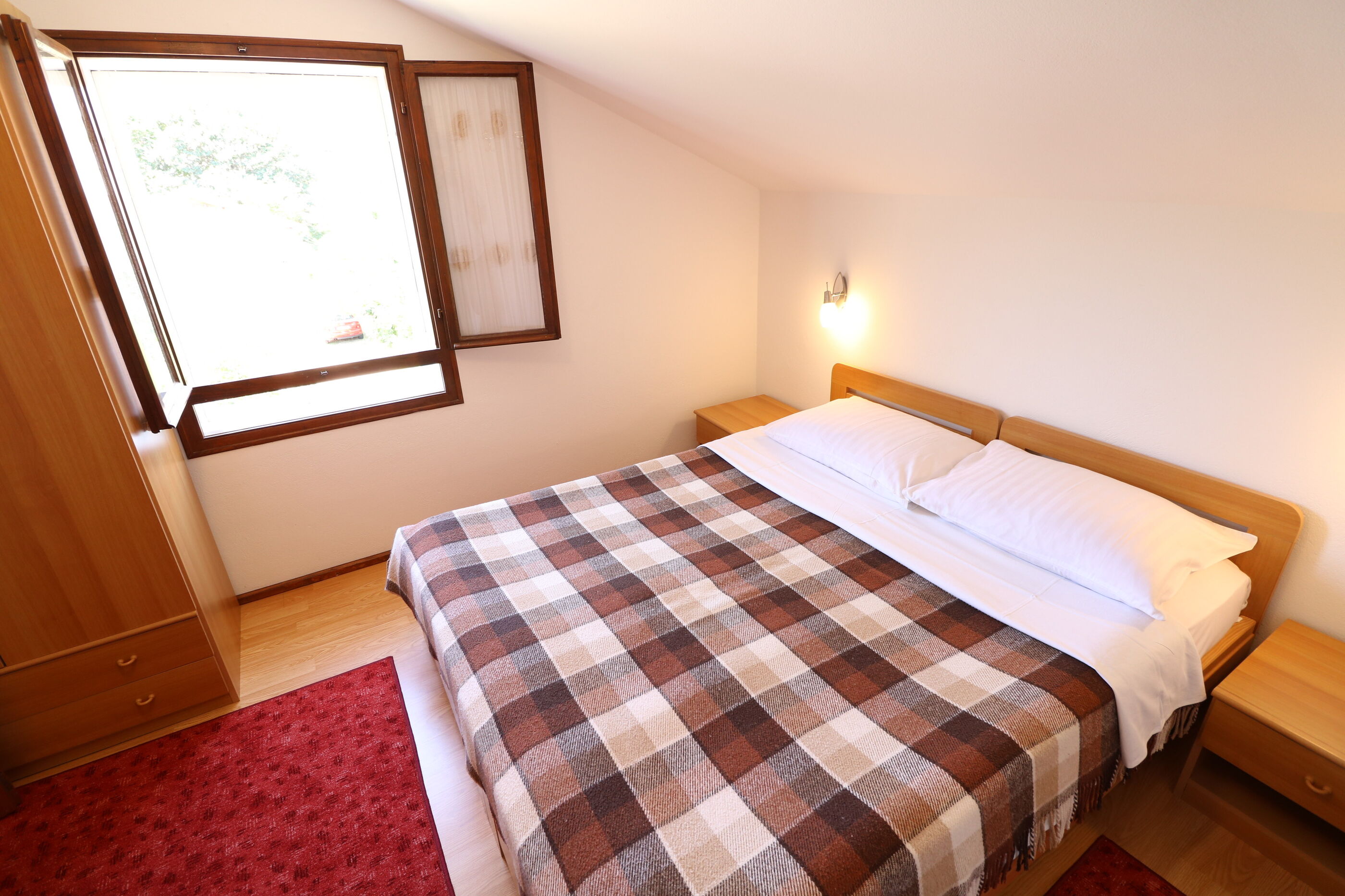 Apartments and Room Jagoda 79538-A4