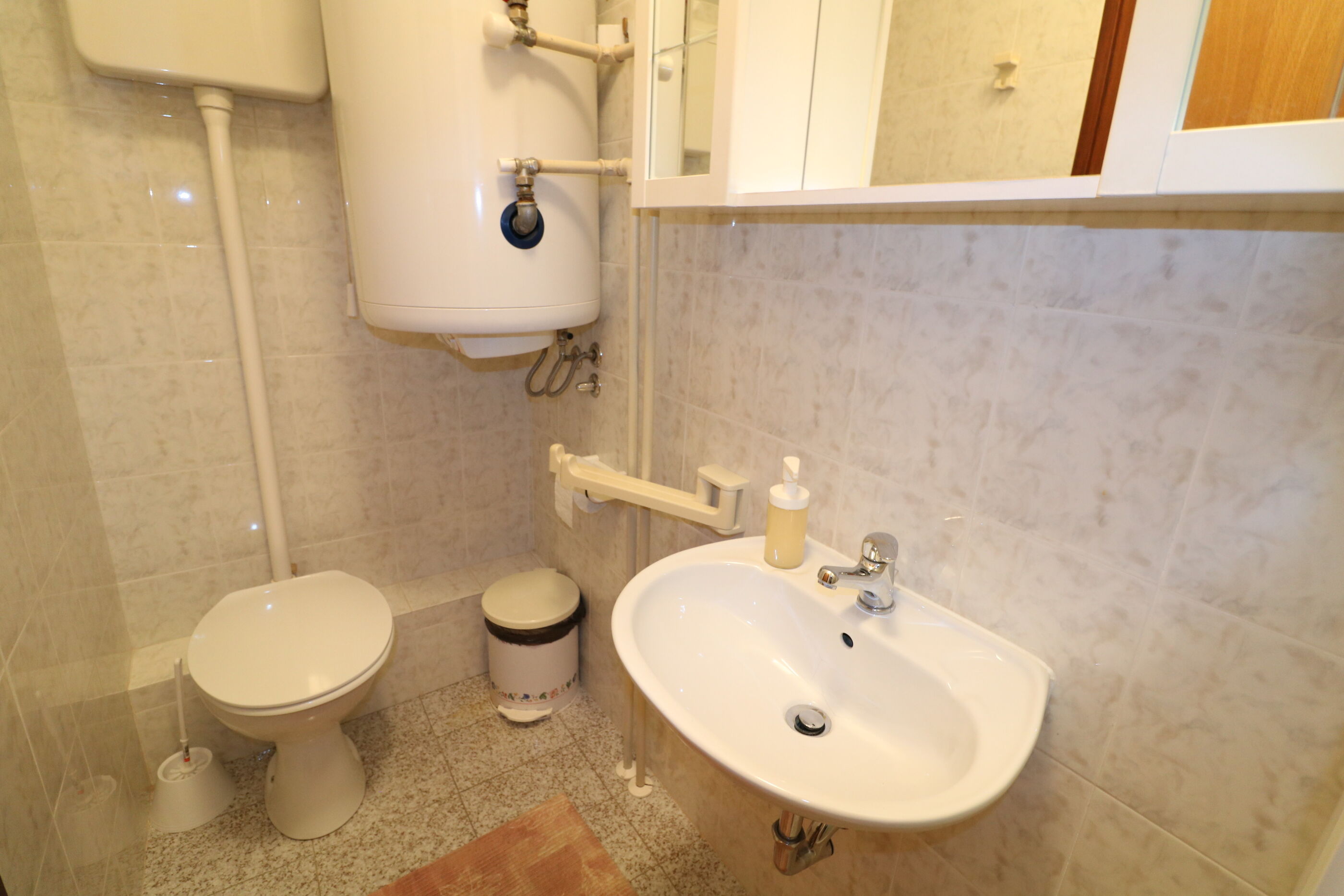 Apartments and Room Jagoda 79538-A4