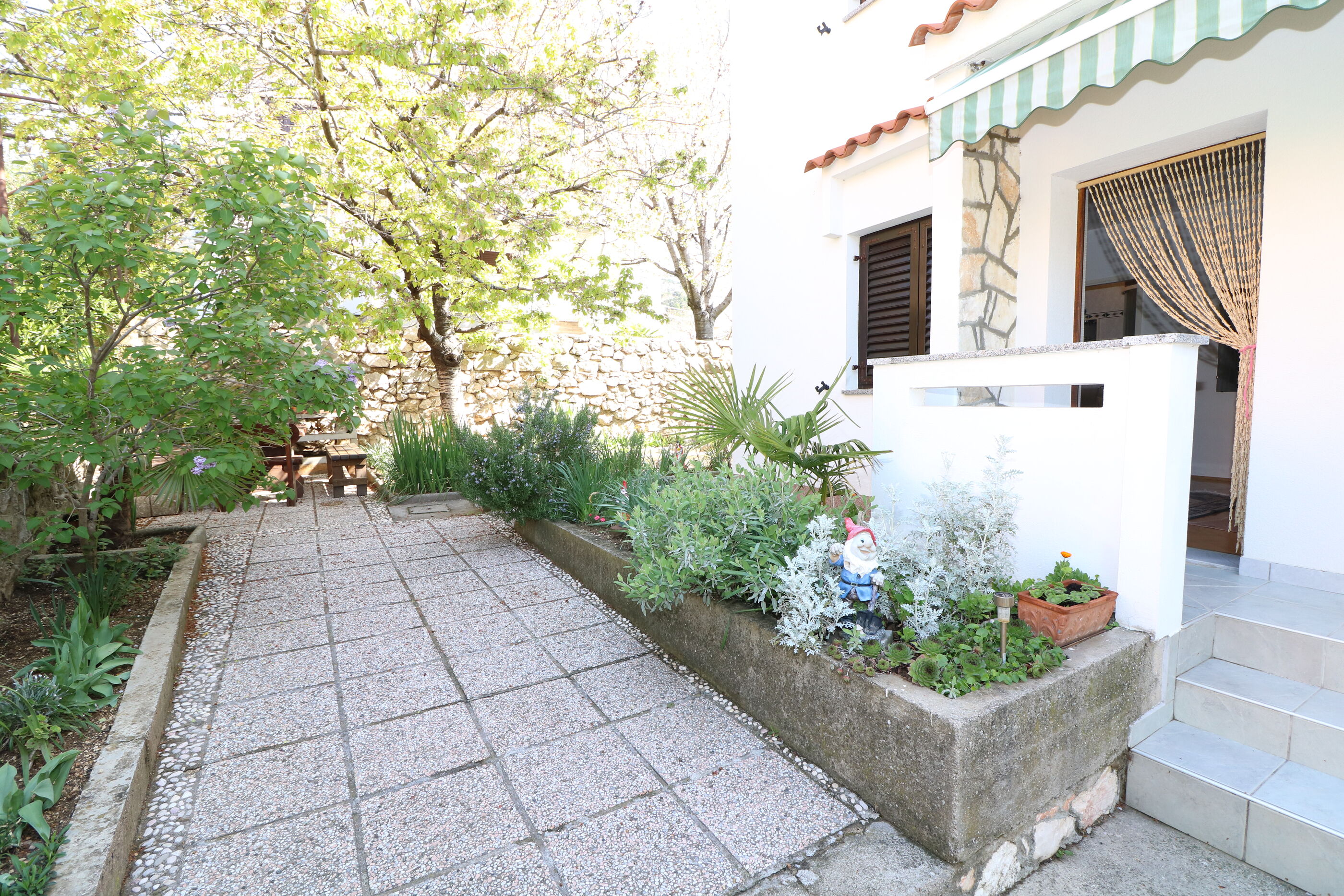 Apartment and Room Stanka 79539-S1