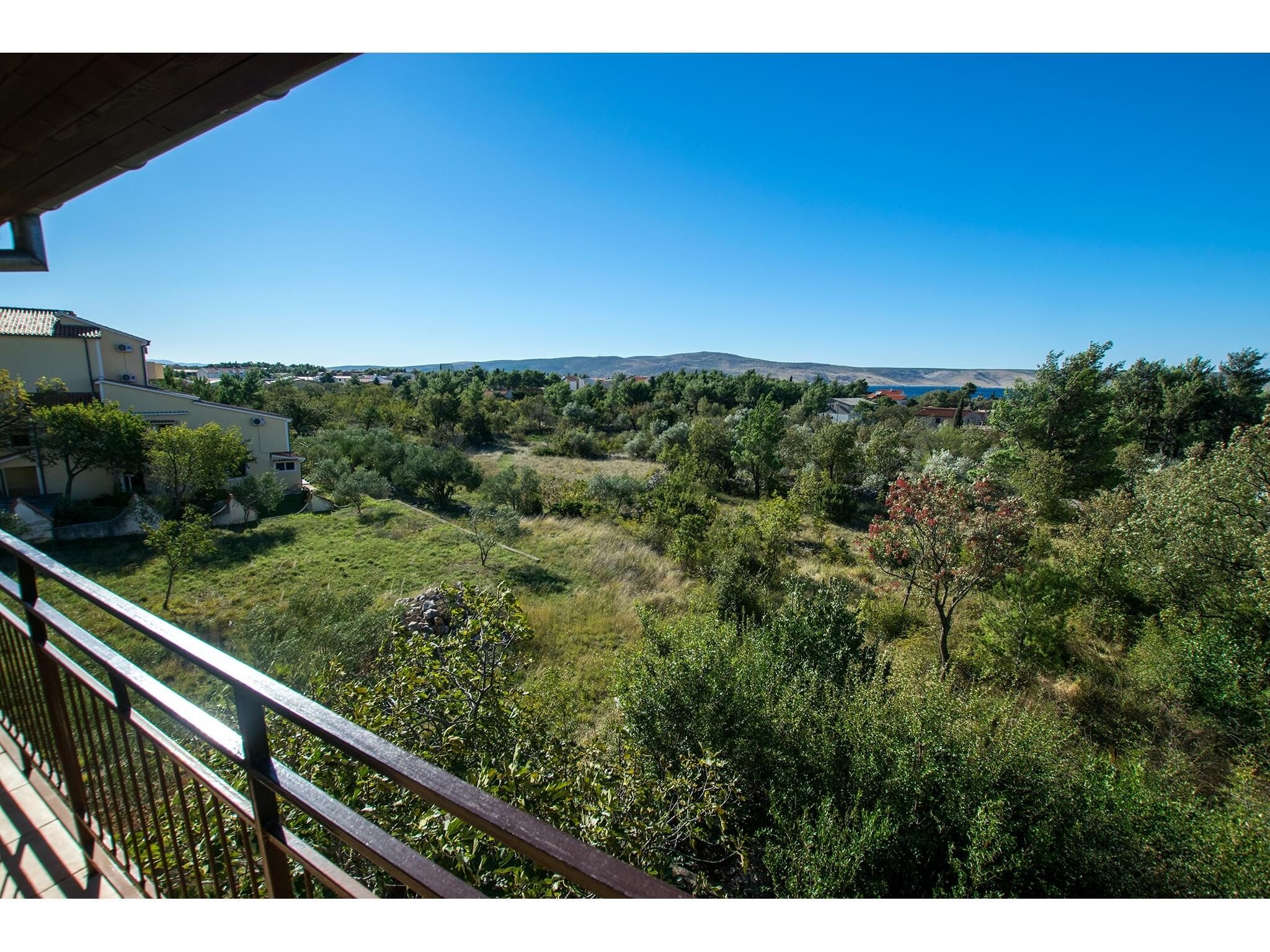 Apartments VELEBIT 81614-A3