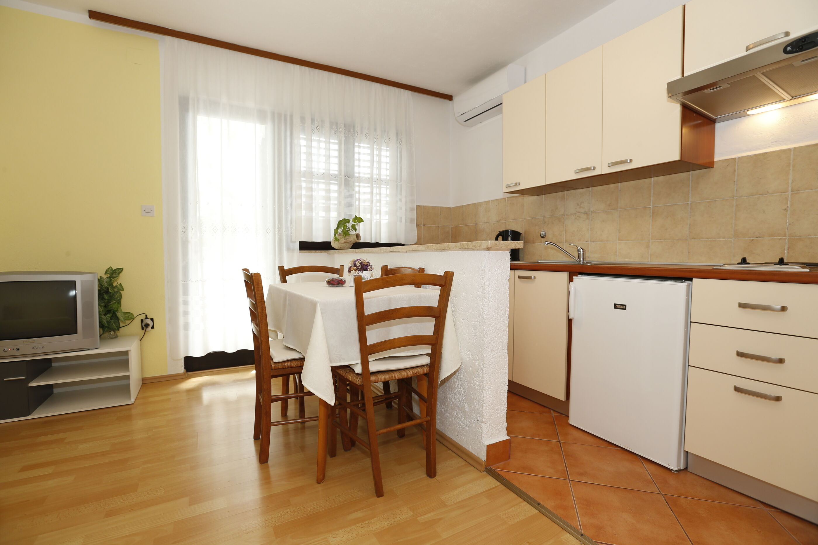 Apartments Sucur 79624-A3
