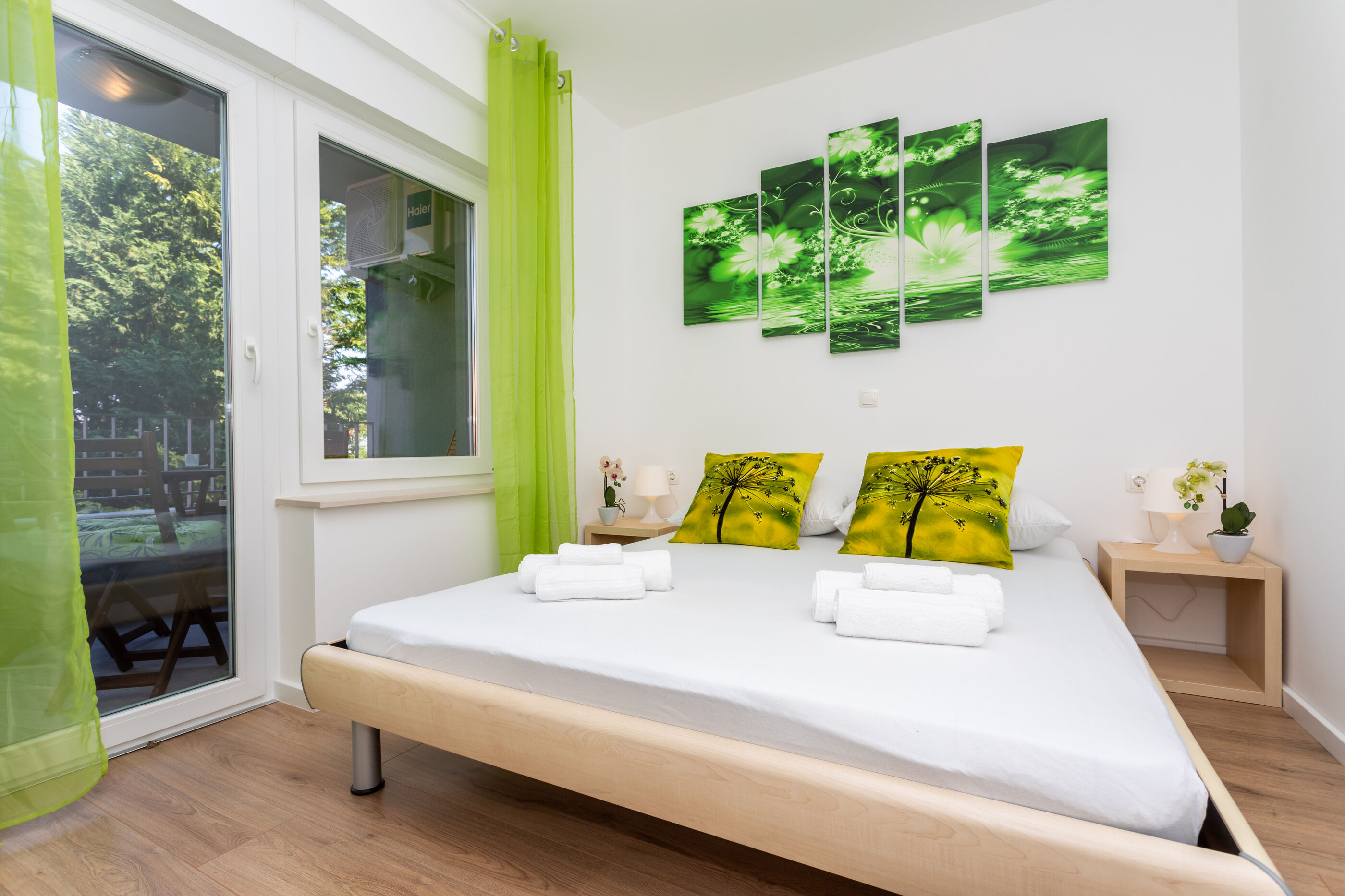 Apartments Vugrinec 79626-A2